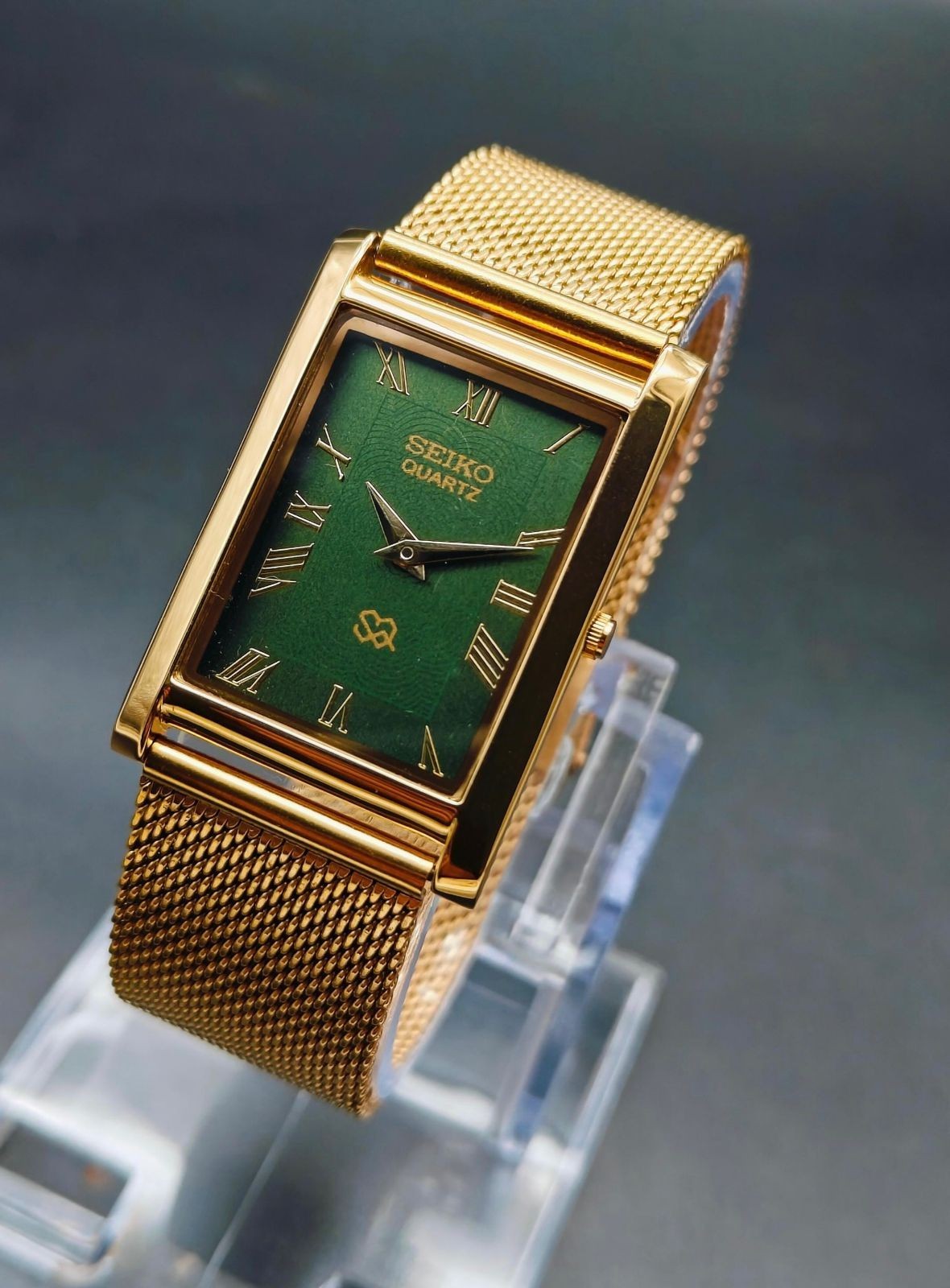 Vintage Rare Seiko Slim Quartz Men’s Wrist Watch With Free DDP Shipping