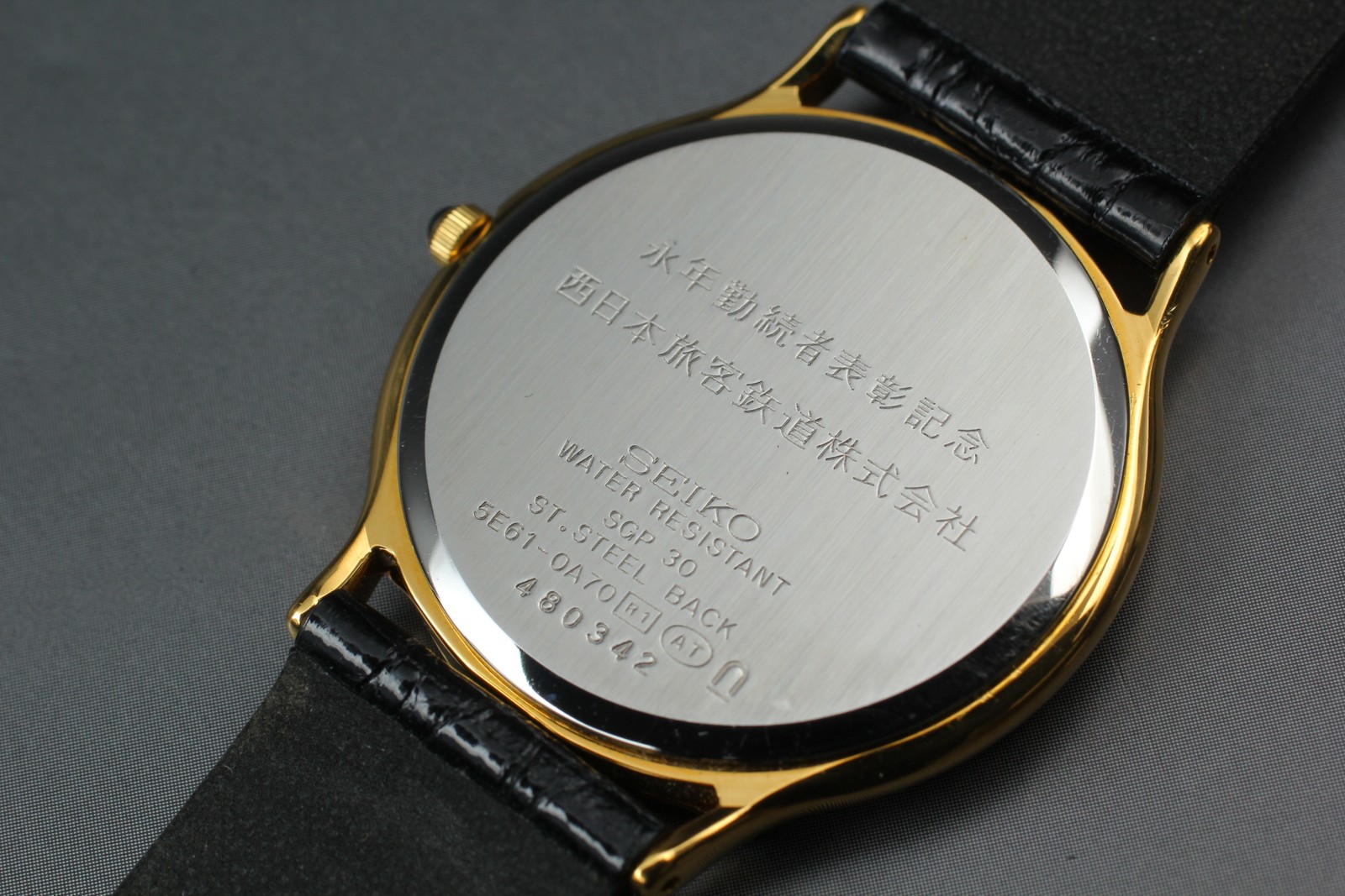 [Near MINT] Seiko Dolce 5E61-0A70 Gold Round Quartz 32mm Men’s Watch From JAPAN