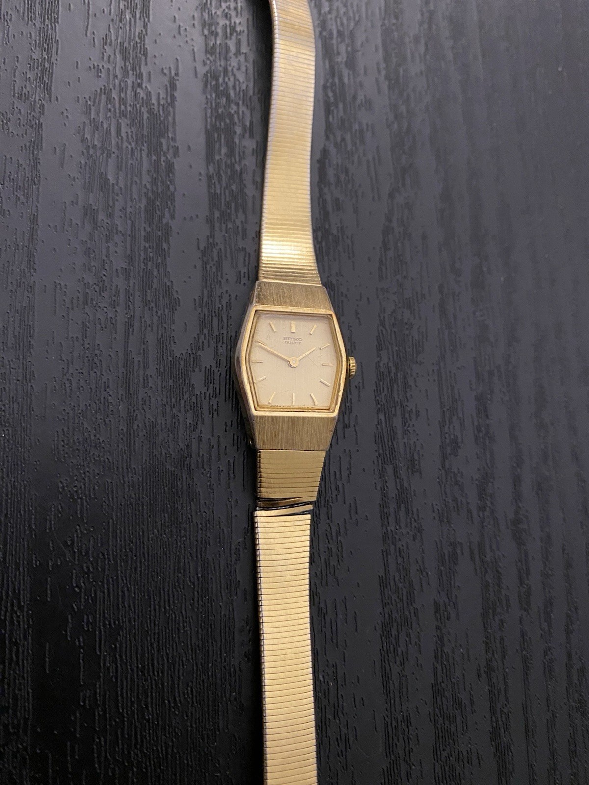 Vintage Seiko Women’s Gold Tone Stainless Steel Dress Watch