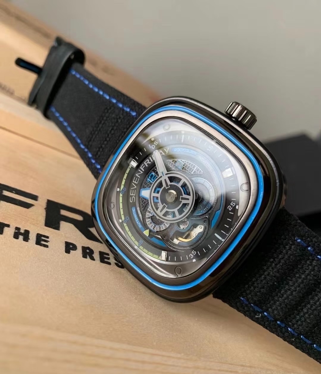SEVENFRIDAY P3C/03 Black Blue Automatic Canvas Strap Men’s Watch w/ Box