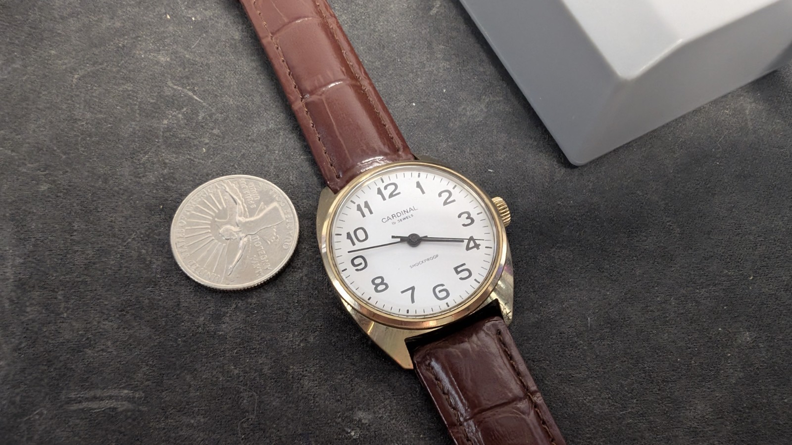 Vintage Cardinal 19 Jewels Mechanical Watch Gold Tone Runs Project/Servicing