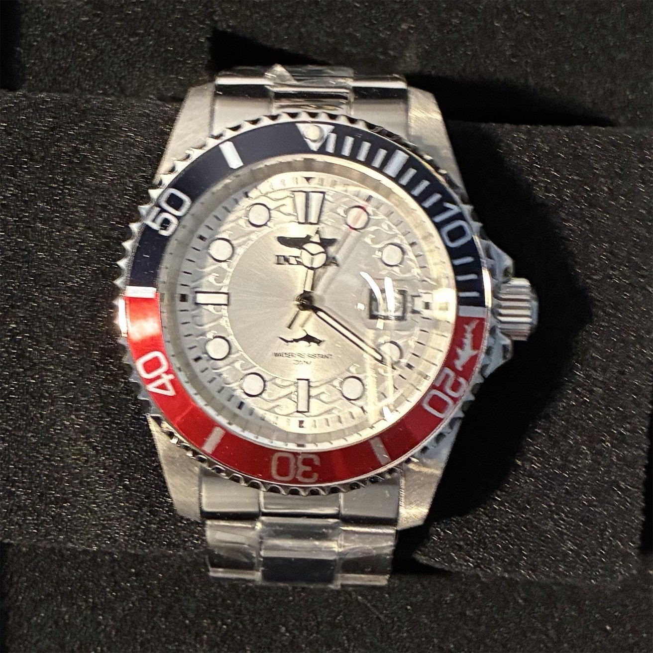Invicta Pro Diver Men’s Quartz Diver Watch 43mm Silver Dial Date Red/Blue Bezel