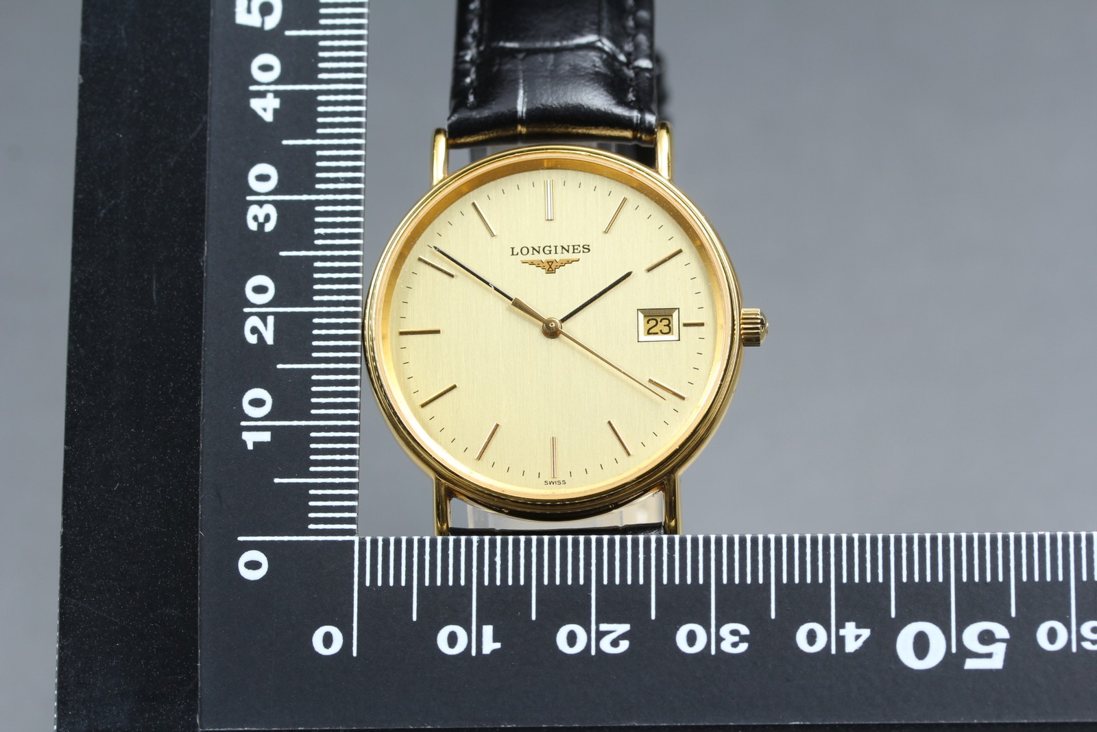 [N MINT] Longines Grand Classic L4.720.2 33mm Gold Dial Date Quartz Men’s Watch