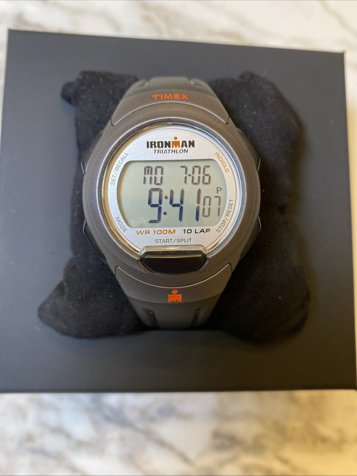Timex Ironman Triathlon Watch Mens 40mm WR 100M 10 Lap Indiglo – Good Condition