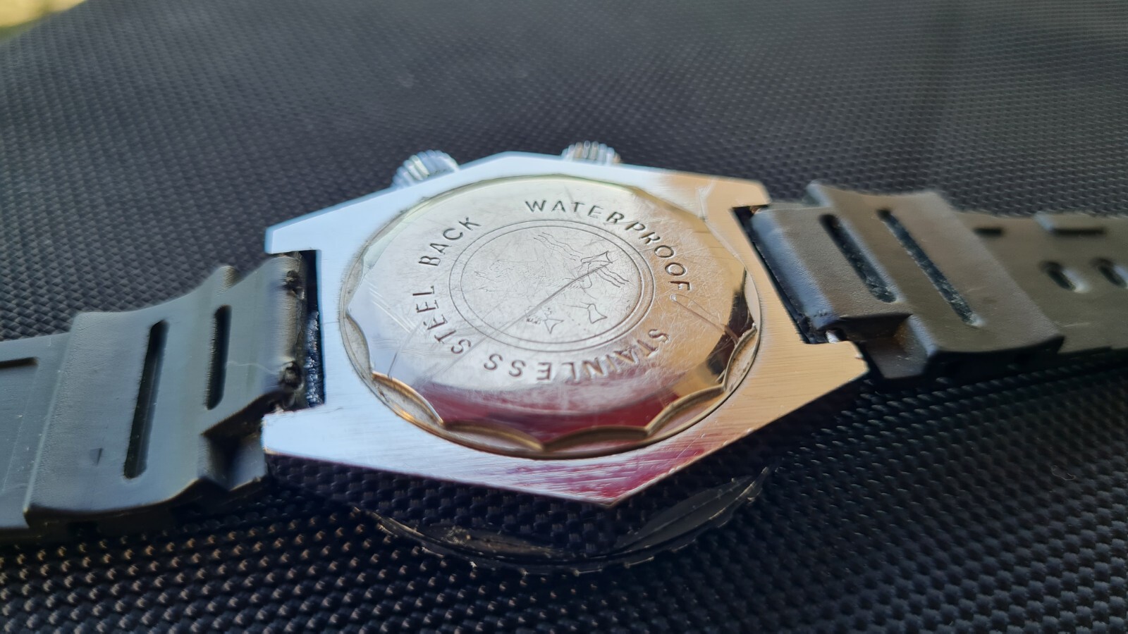 E.R.C. Super Tachym Calendar Waterproof 100% Vintage Diver Inner Rotating Bezel