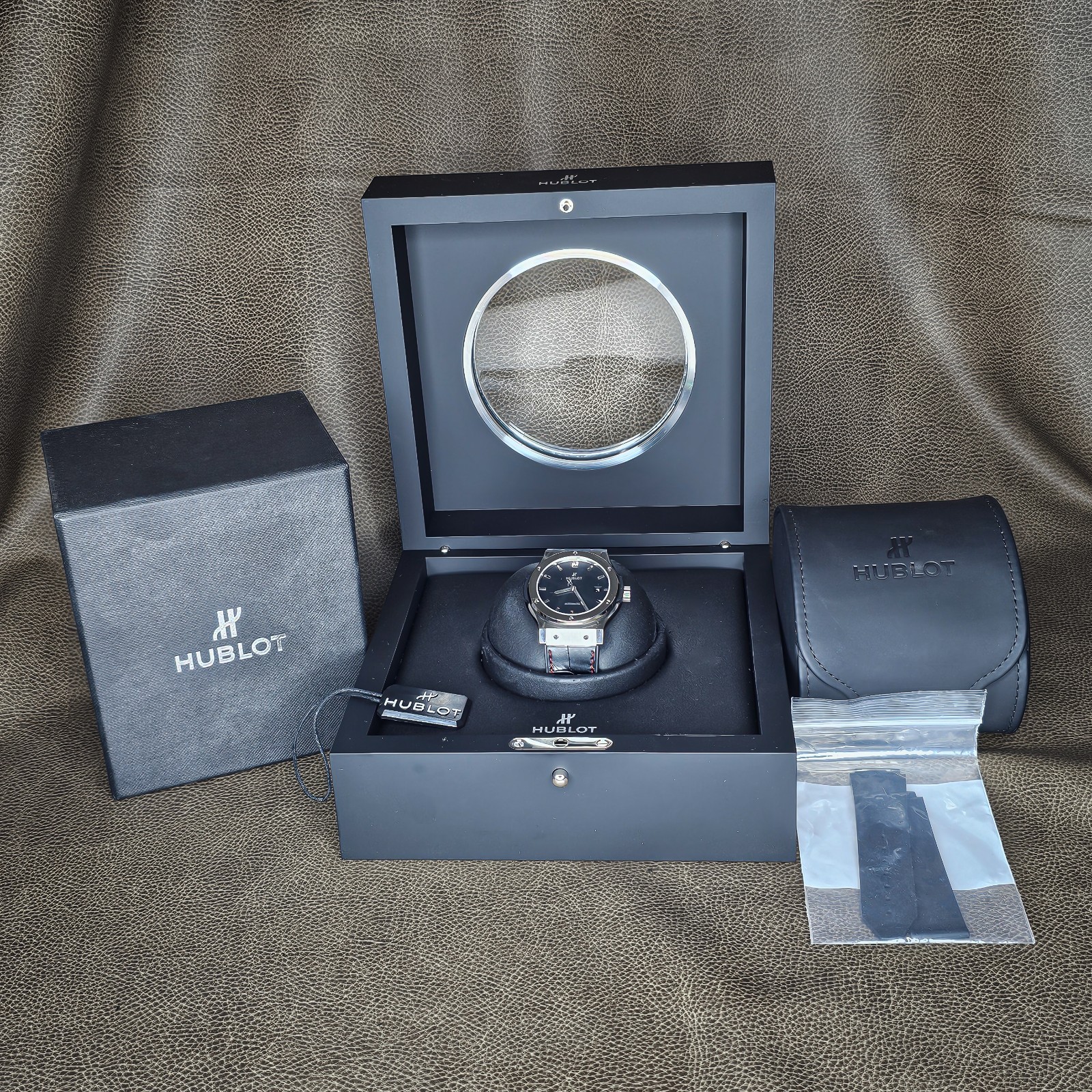 Hublot Classic Fusion Titanium – Ref. 511.NX.1171.RX – Titanium –Good Condition