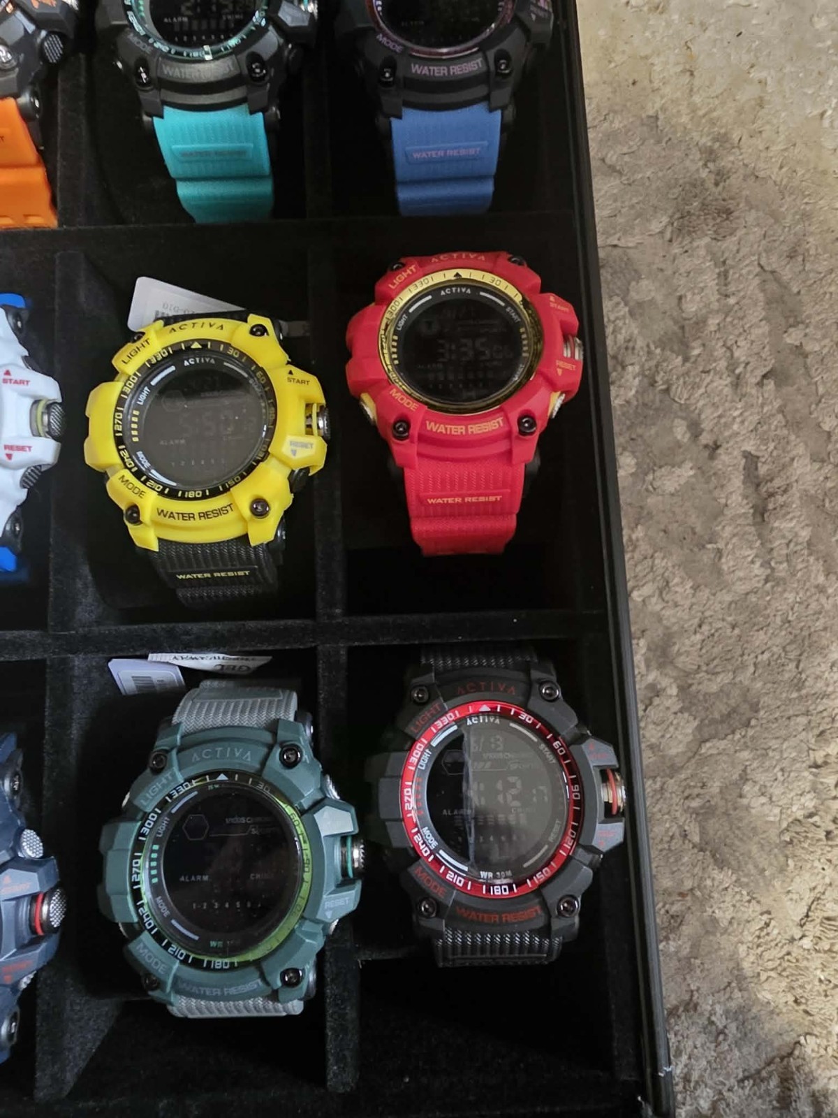 Invicta Racing Limited Edition Set of Champions X12 ACW8020 + Case