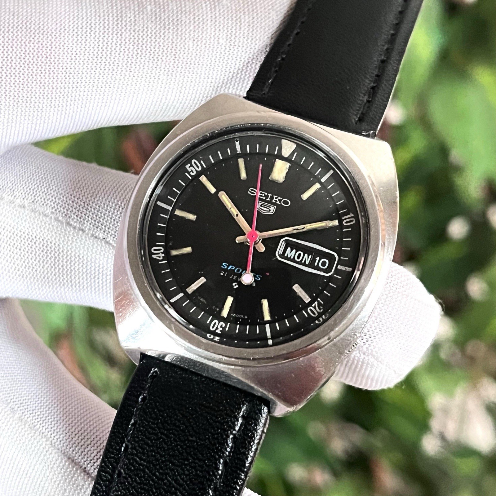 Vintage Seiko 5 Sports Diver Rotating Inner Ring Automatic Japan Watch 6319-6000
