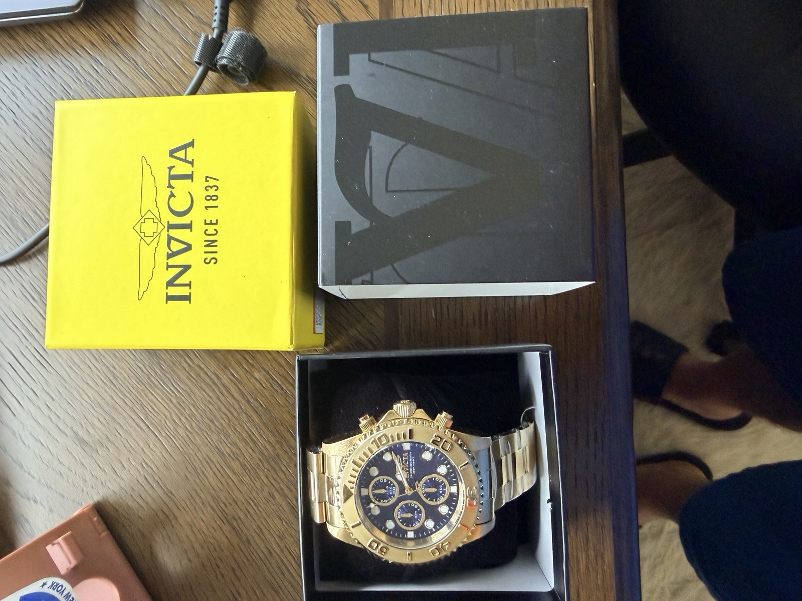 Invicta Men’s Watch 19157 Pro Diver Blue Dial Quartz Gold Tone