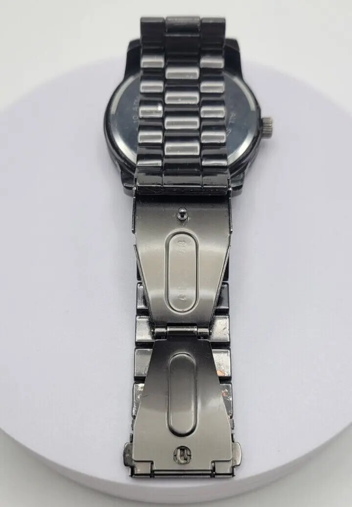 Michael Kors MK-1126 Hematite-Black Logo-Faced Stn.Steel 100m(10ATM) VTG Pre-own