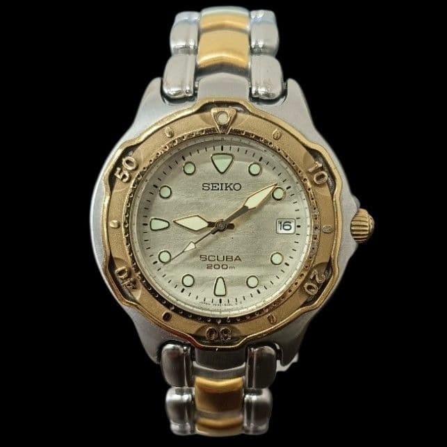 SEIKO SCUBA 200m Gold Analog Watch