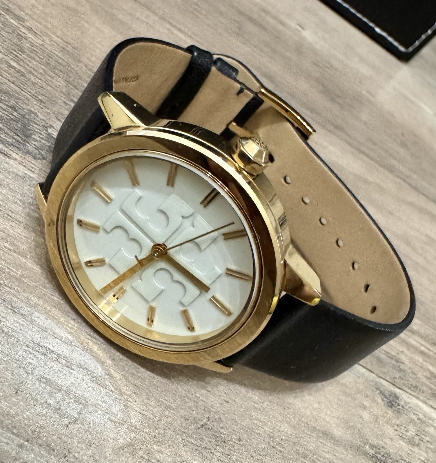 Tory Burch TBW2018 Unisex Quartz 38mm White Dial Black Leather Strap 30m