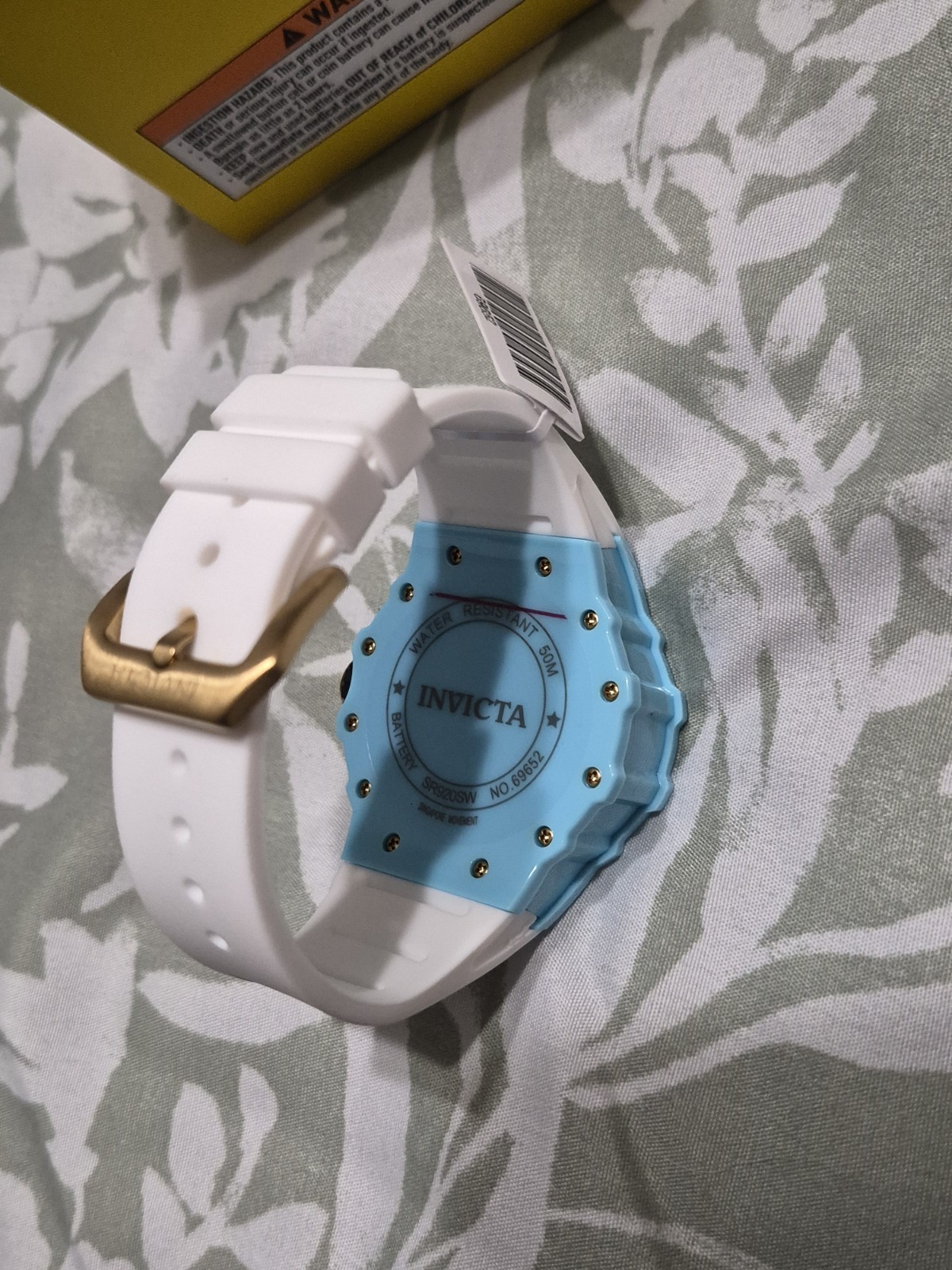 Invicta Bolt Quartz Chronograph 50mm 50m Blue Case White Silicone Strap Box