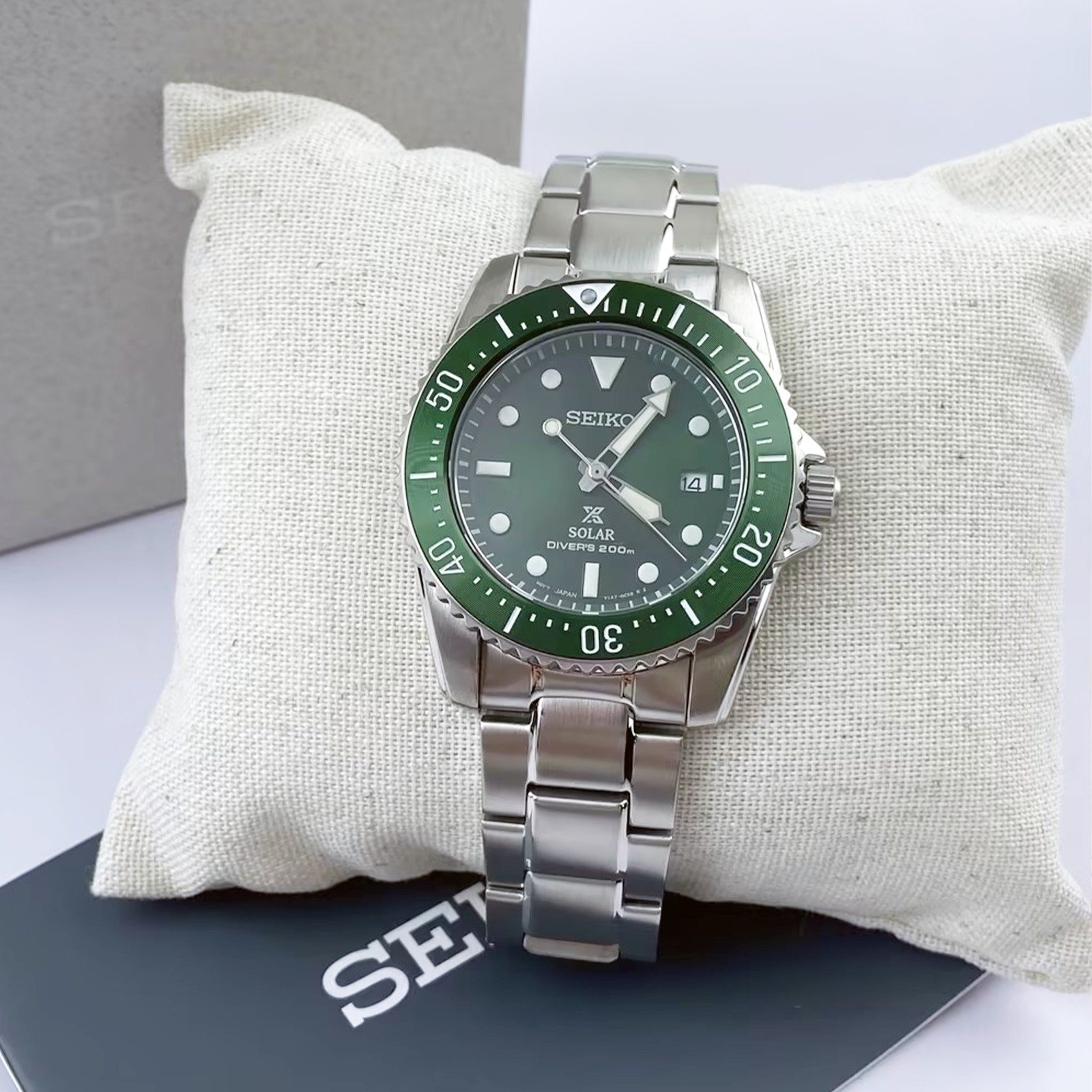 Seiko Prospex Sea Solar Power Green Dial Men Stainless Steel SNE583 Watch 38.5mm