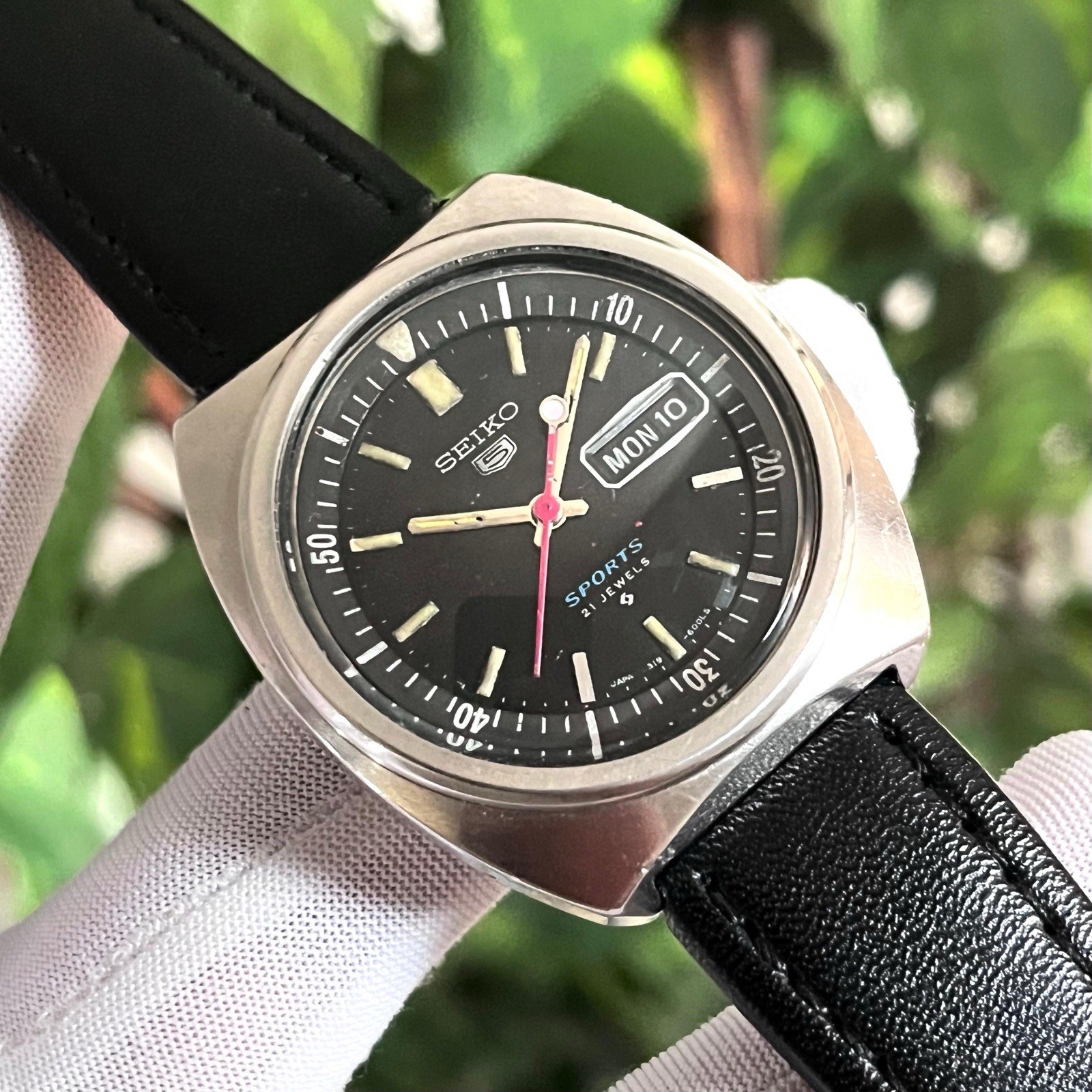 Vintage Seiko 5 Sports Diver Rotating Inner Ring Automatic Japan Watch 6319-6000