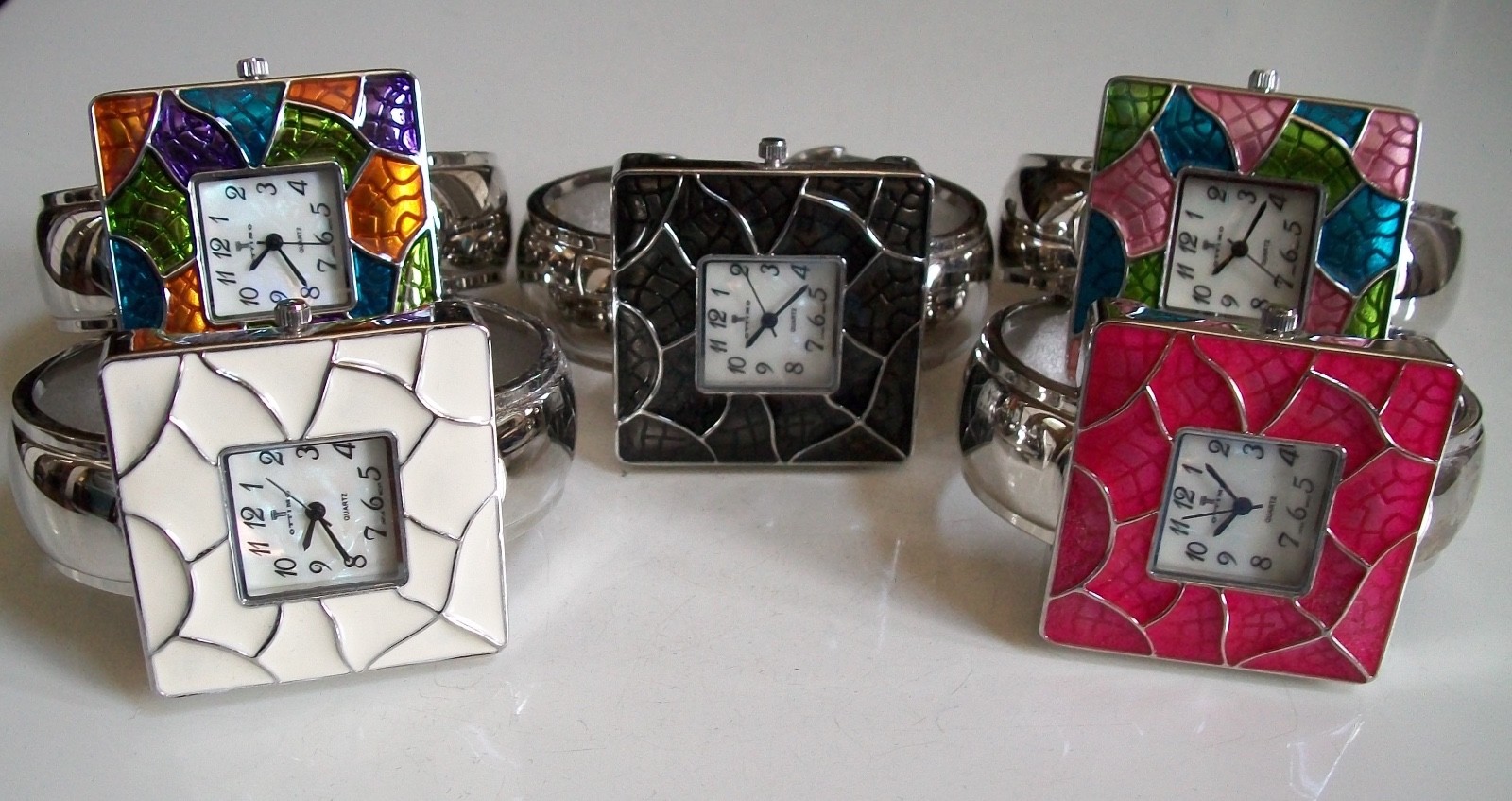 Women’s pink, black, multicolor & silver finish number dial fashion watch