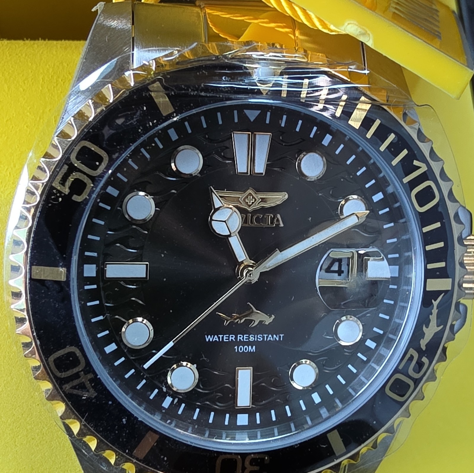 Invicta Pro Diver Men’s 45mm Model 30023 Quartz Black SS 100m Date w/ Box