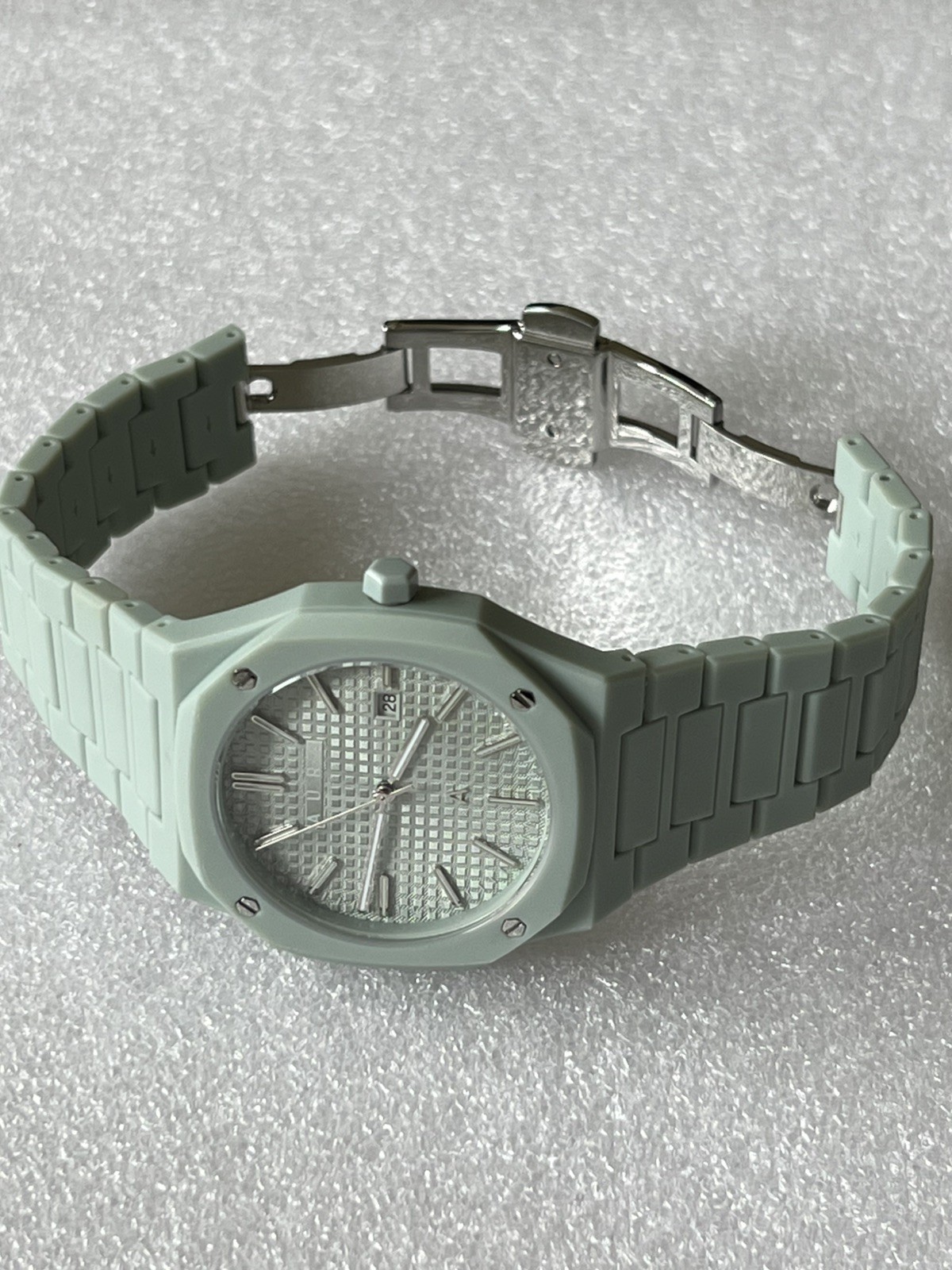 AURA Polycarbonate: OCEAN Color (The Viral Discontinued Watch-Super Rare Color)