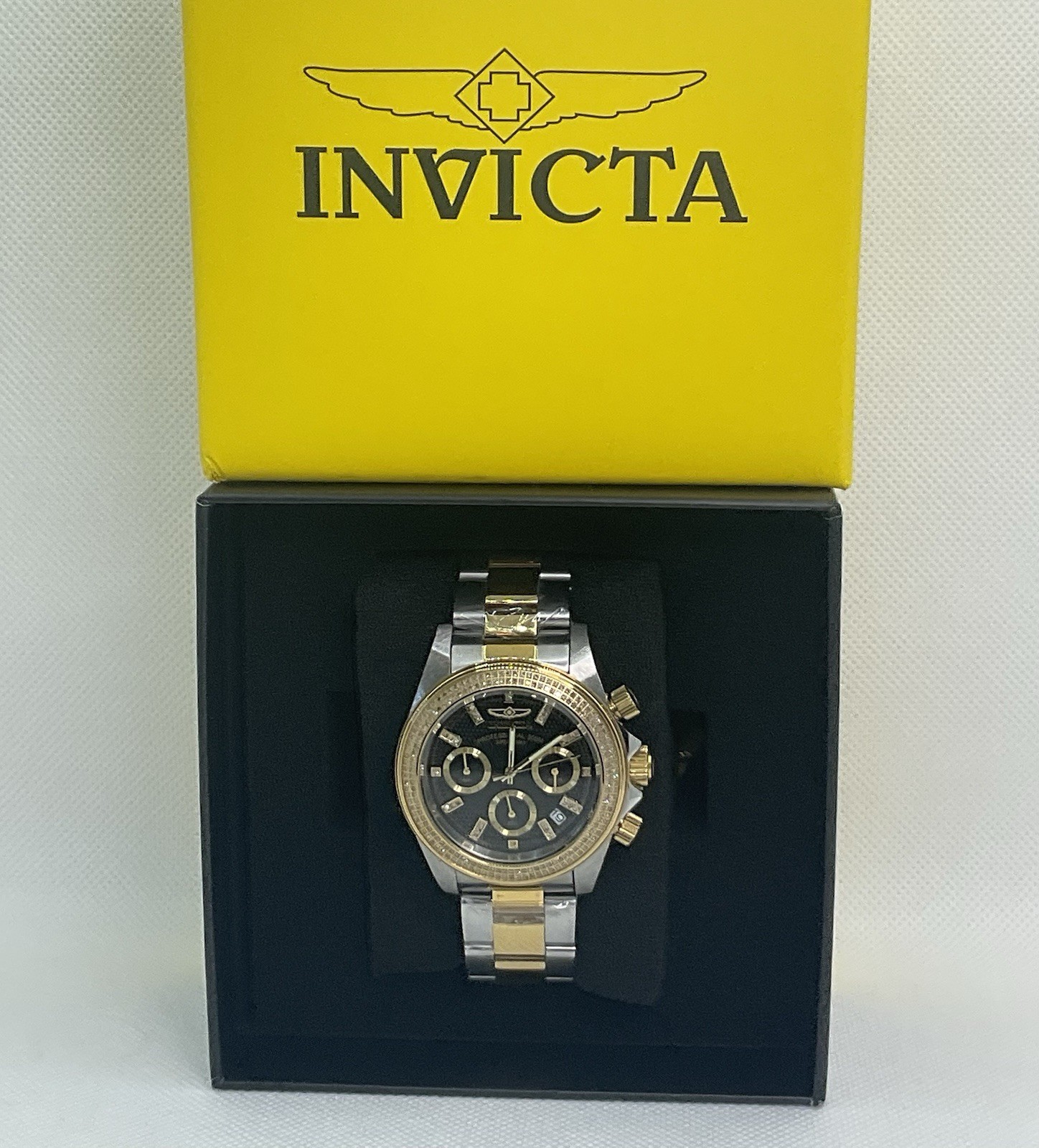 New Old Stock!! Invicta Speedway Watch Mod# 38288 220 Natural Diamonds!! 39.5mm
