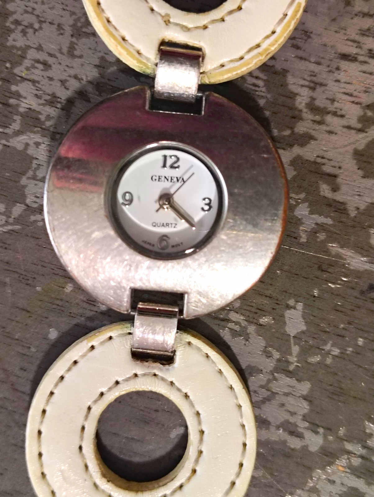 Geneva Women’s Analog Quartz Watch White Dial Arabic Numerals Silver Bracelet