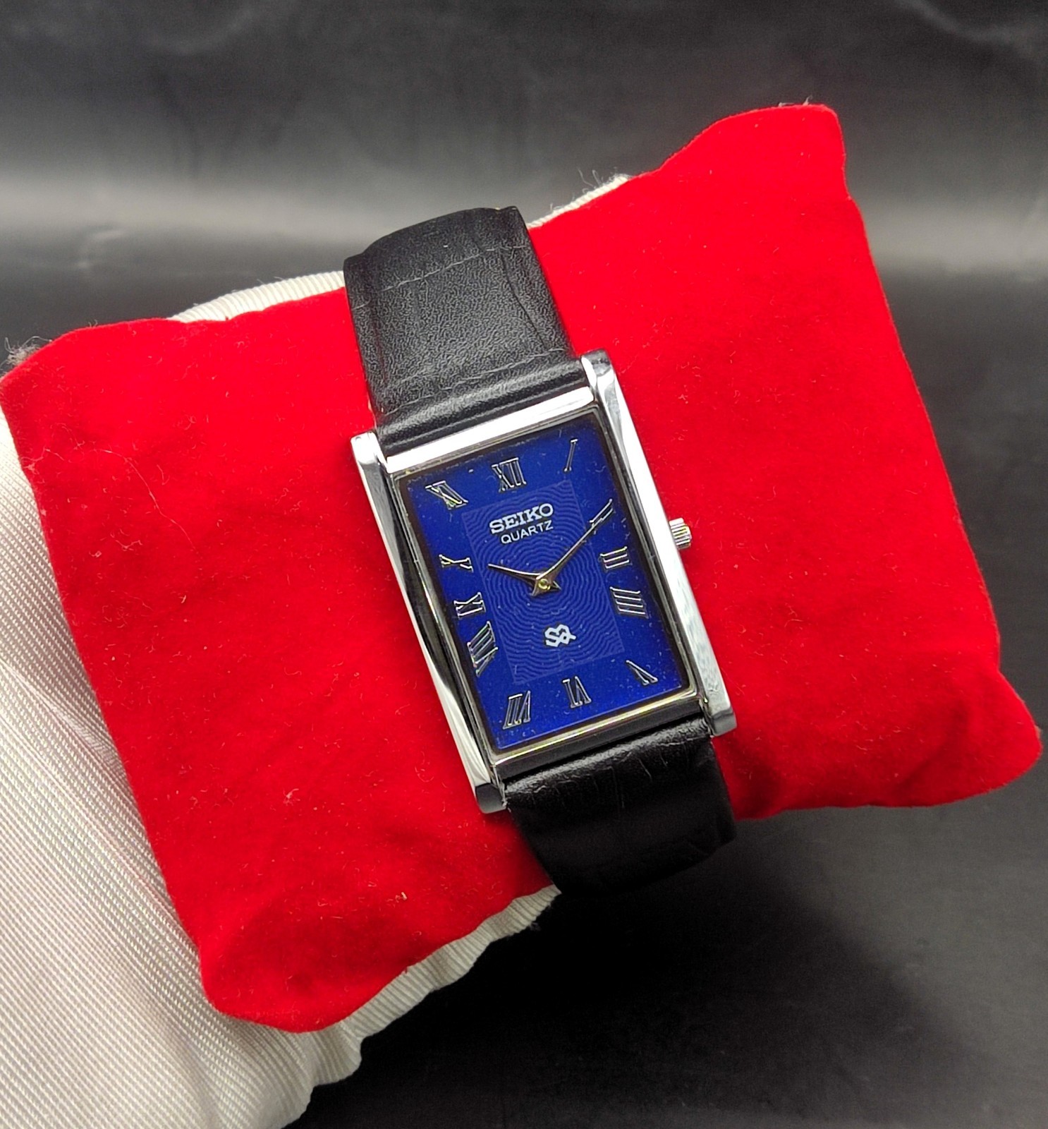 Vintage Refurbished Seiko Quartz Rectangular Blue Dial Faux Leather Strap