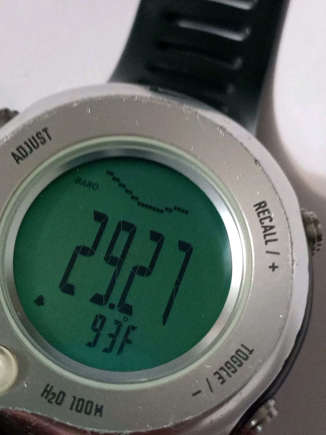 RARE Nike WA0018 Altitude Compass Barometer. Dual Time.