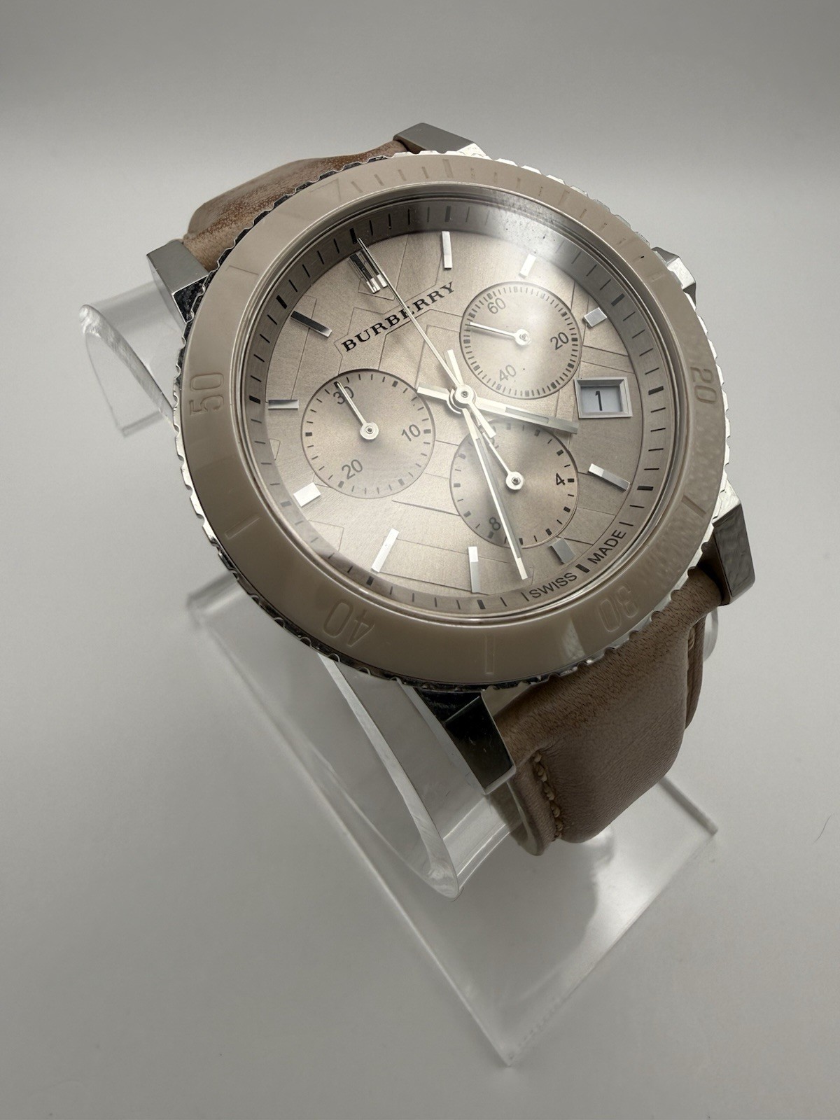 Burberry The City BU9702 Chronograph Leather Strap Quartz