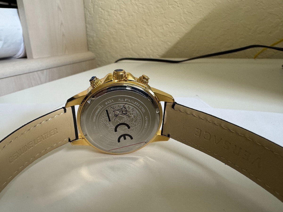 Men’s Versace Signature collection VEV600721 chronograph watch