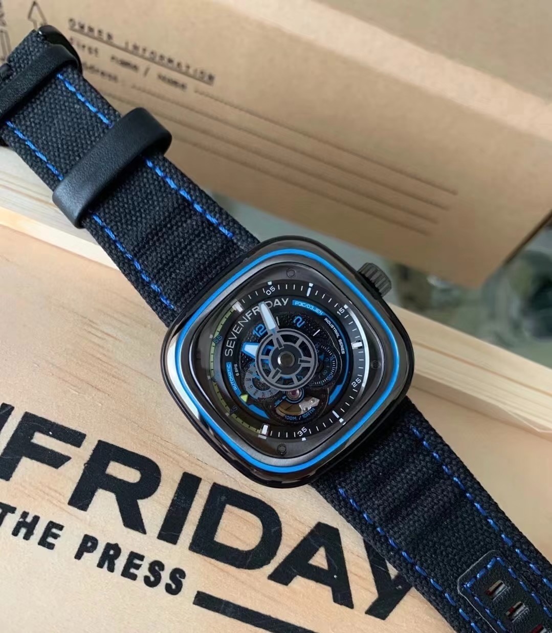 SEVENFRIDAY P3C/03 Black Blue Automatic Canvas Strap Men’s Watch w/ Box