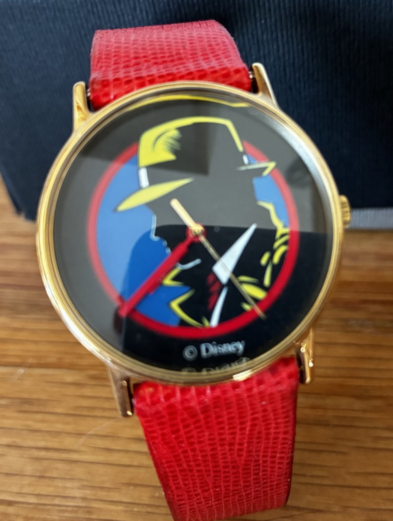 Disney Vintage Timex Dick Tracy Movie Wrist Watch Leather Band/Gold Trim