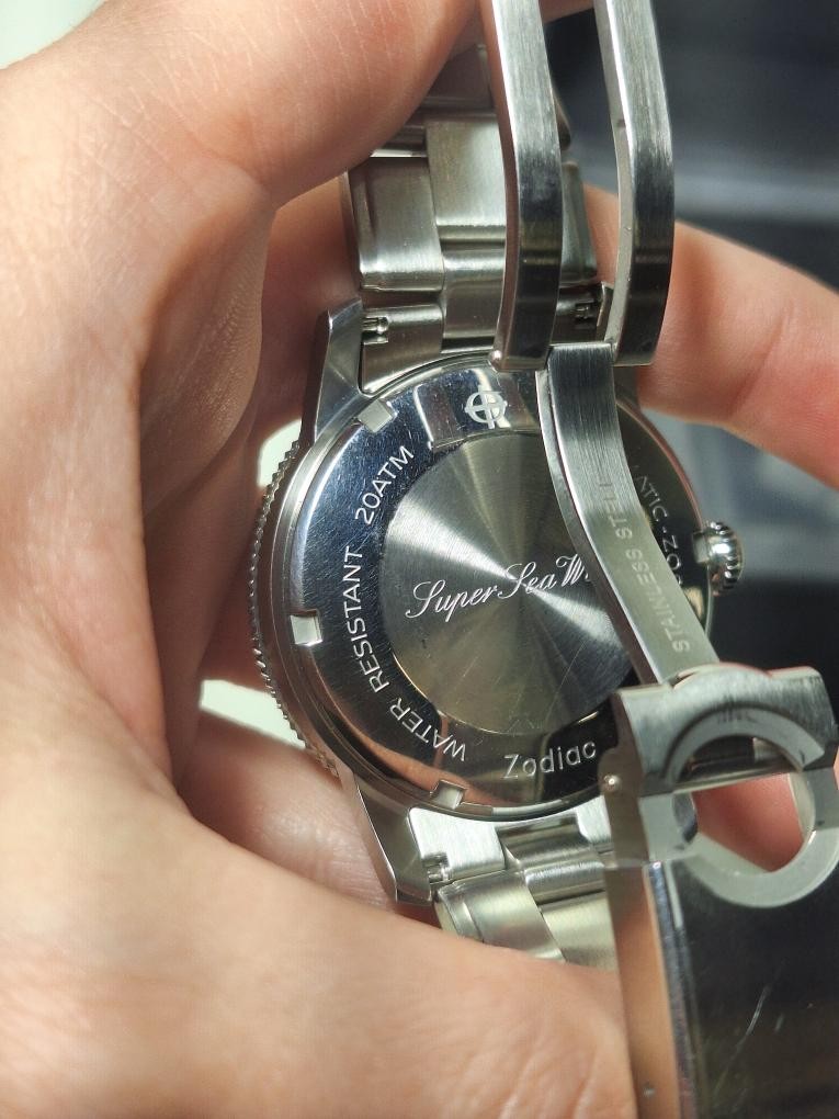 ZODIAC Gent’s Wristwatch SUPER SEA WOLF (P15026062)