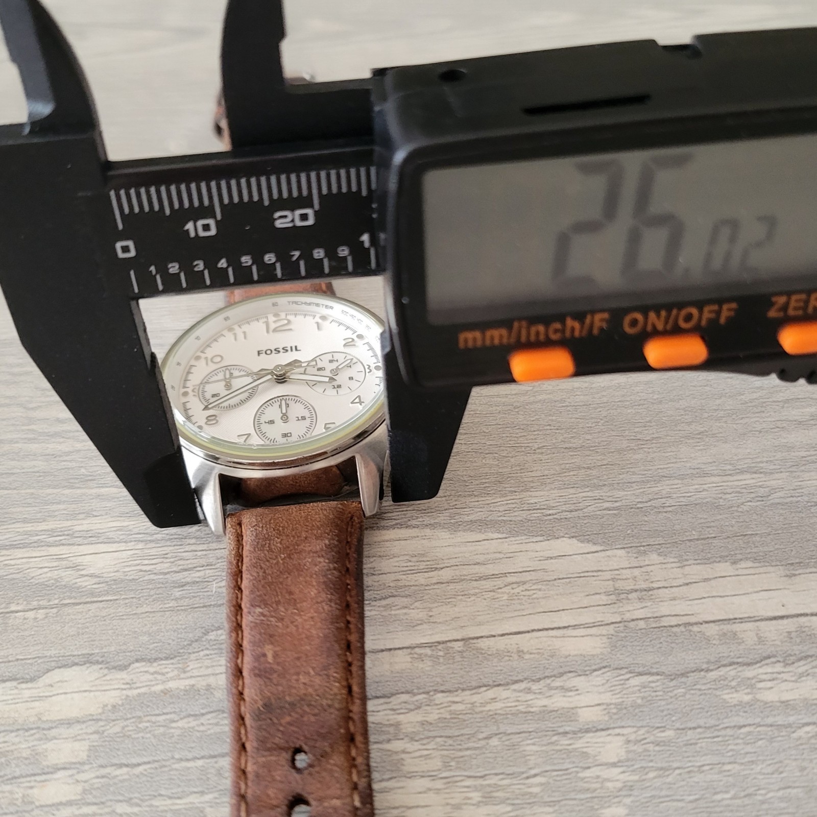 Fossil Flight Chronograph Watch White Dial Brown Leather Band Mens / Unisex EUC