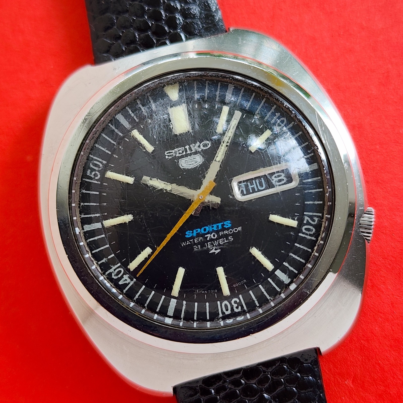 Seiko Sports Automatic Watch 1970 Inner Rotating Bezel 7019-6000 Vintage Mens