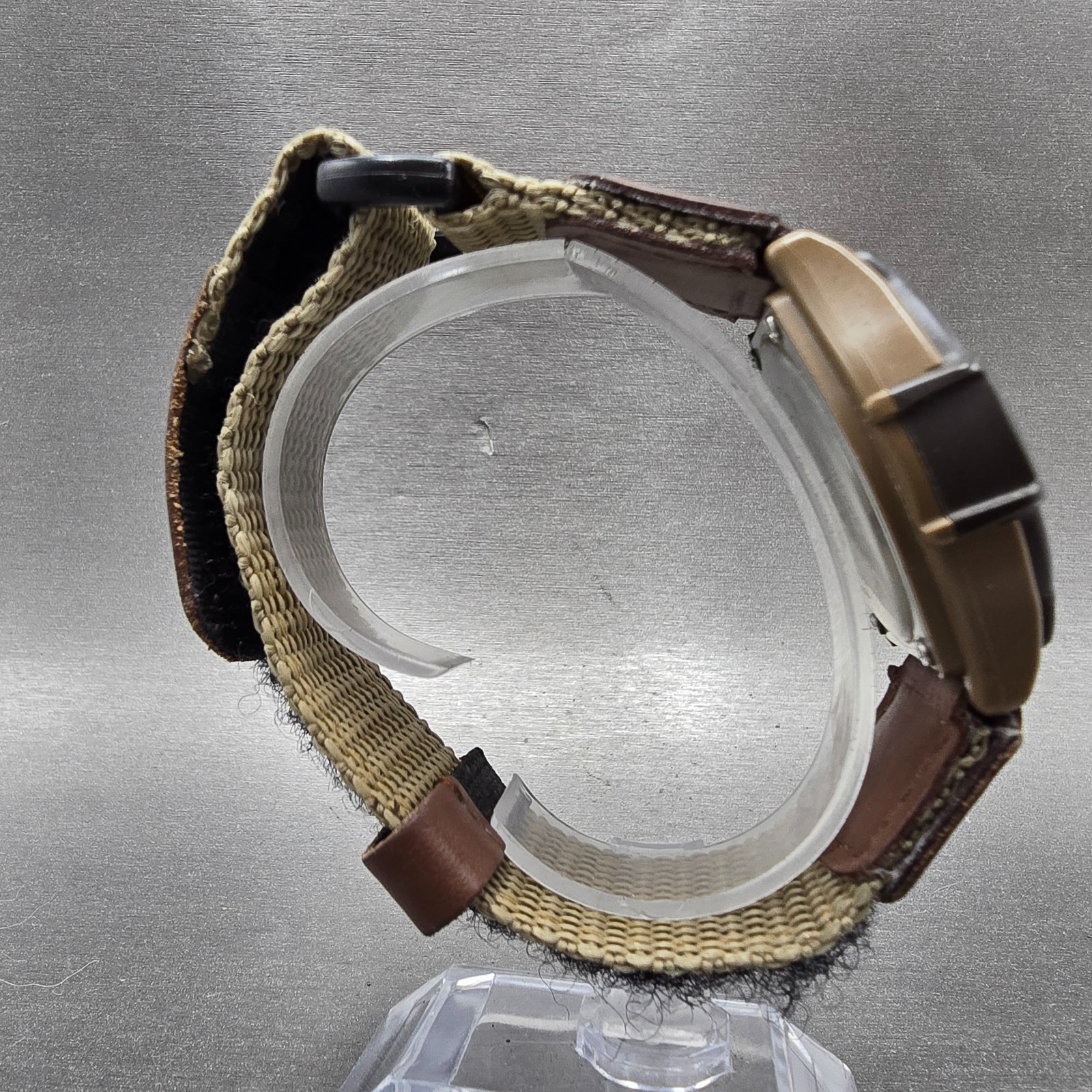 Casio FT-500 Watch Men 42mm Analog Digital Cream Dial Brown Case New Battery SRT