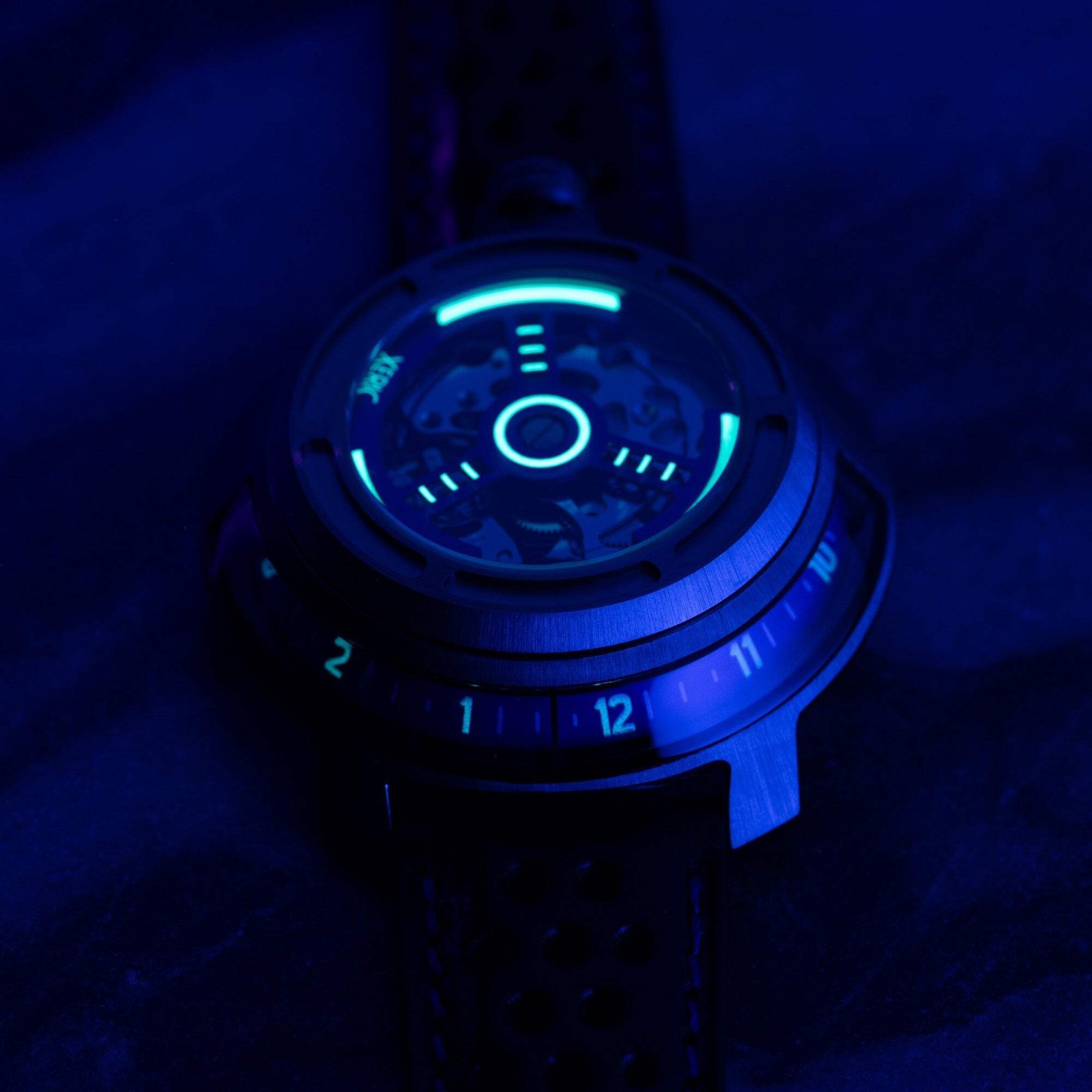 Xeric Invertor II Automatic Gunmetal Purple