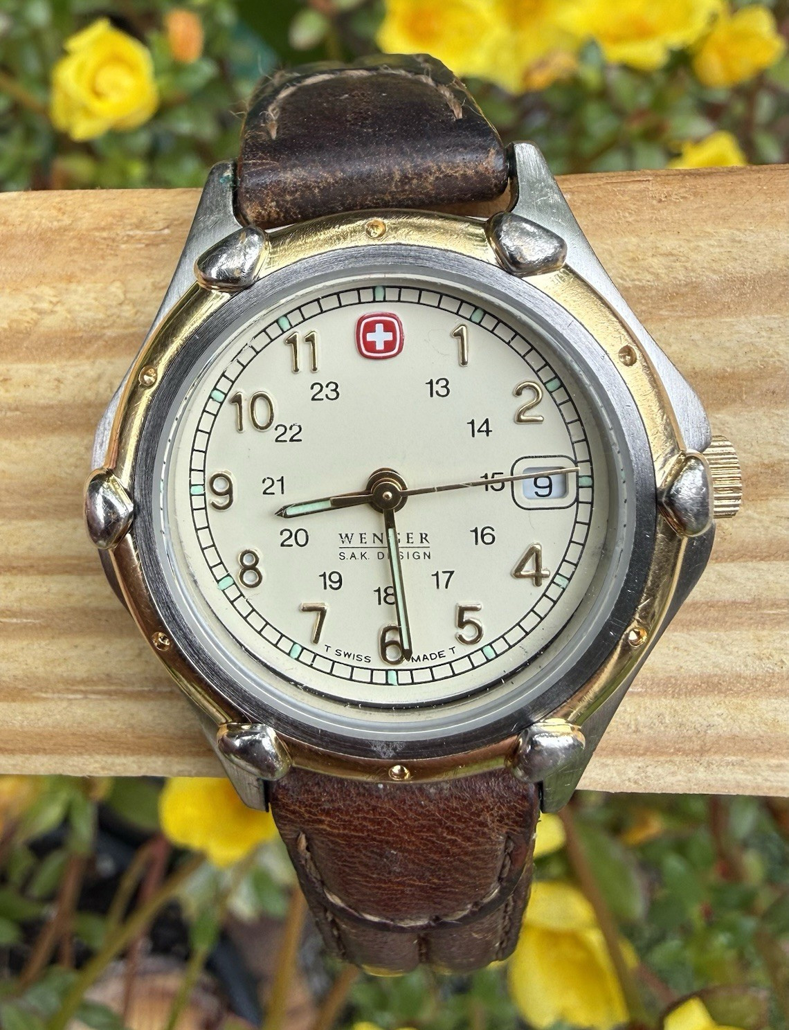 Wenger SAK Design Quartz Vintage 1990s 100m White Dial Brown Leather