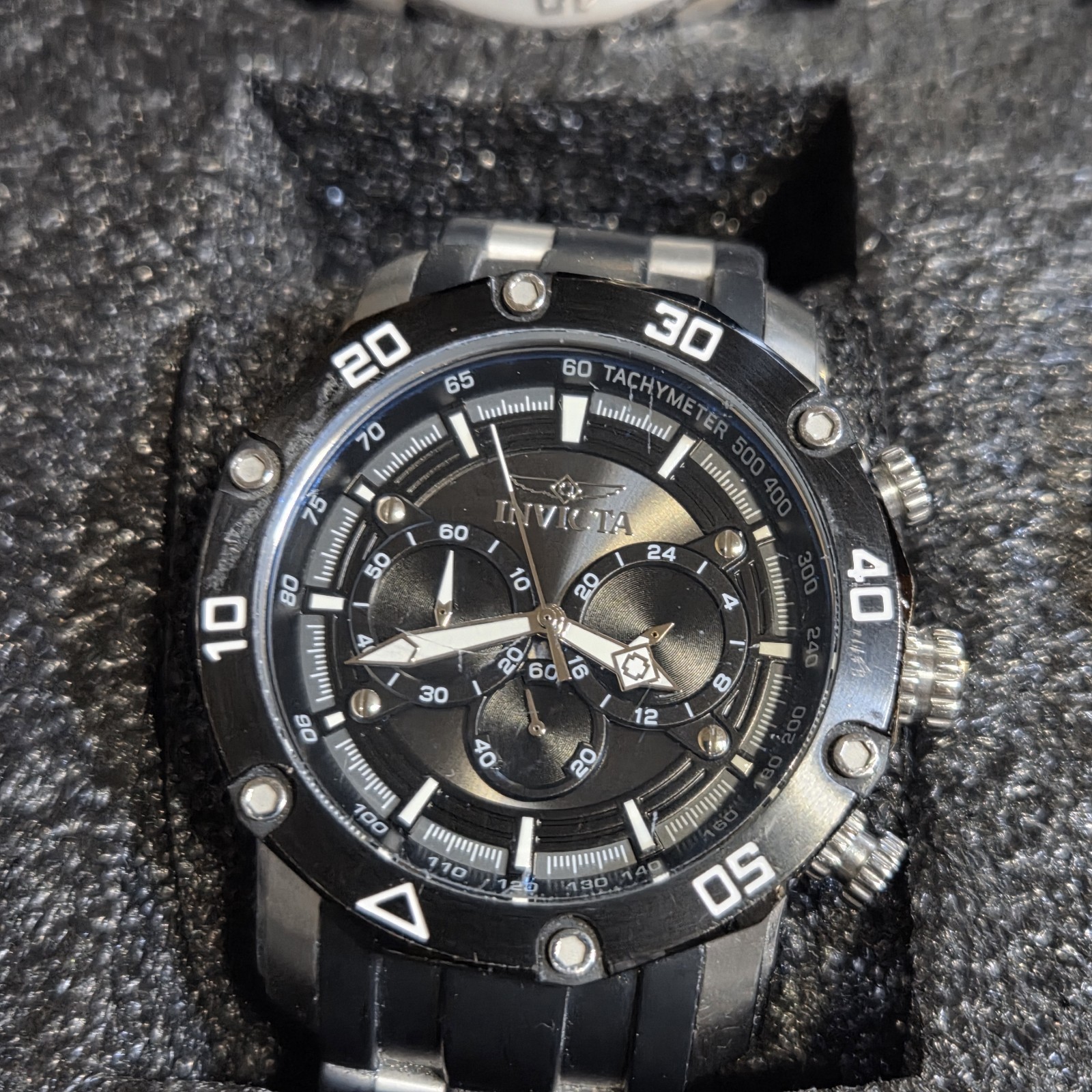 Invicta 16 watches Mega lot 13 Brand New 3 Pre-owned & New Case See Description