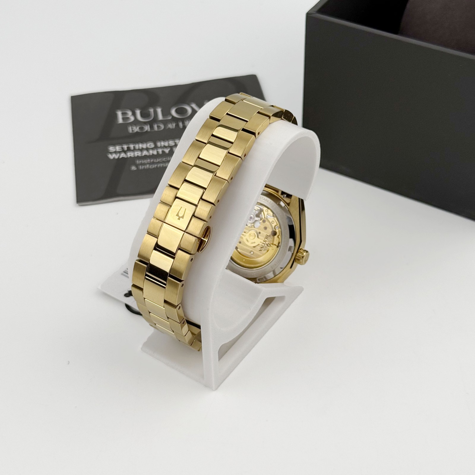 Bulova Surveyor 97A182 Gold Tone Dial Automatic Men’s Classic Watch 39 MM