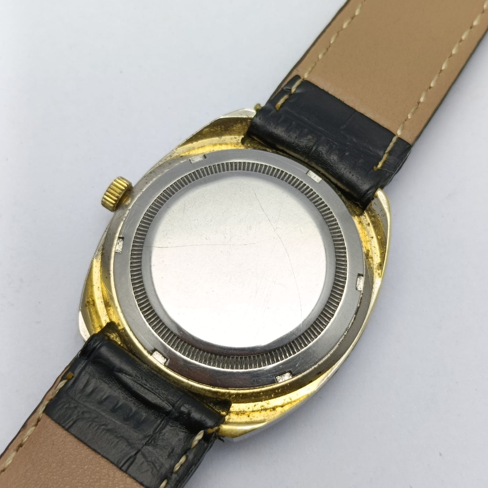 Favre-Leuba Genève Quartz Golden Dial Marble Bezel Vintage Men’s Watch