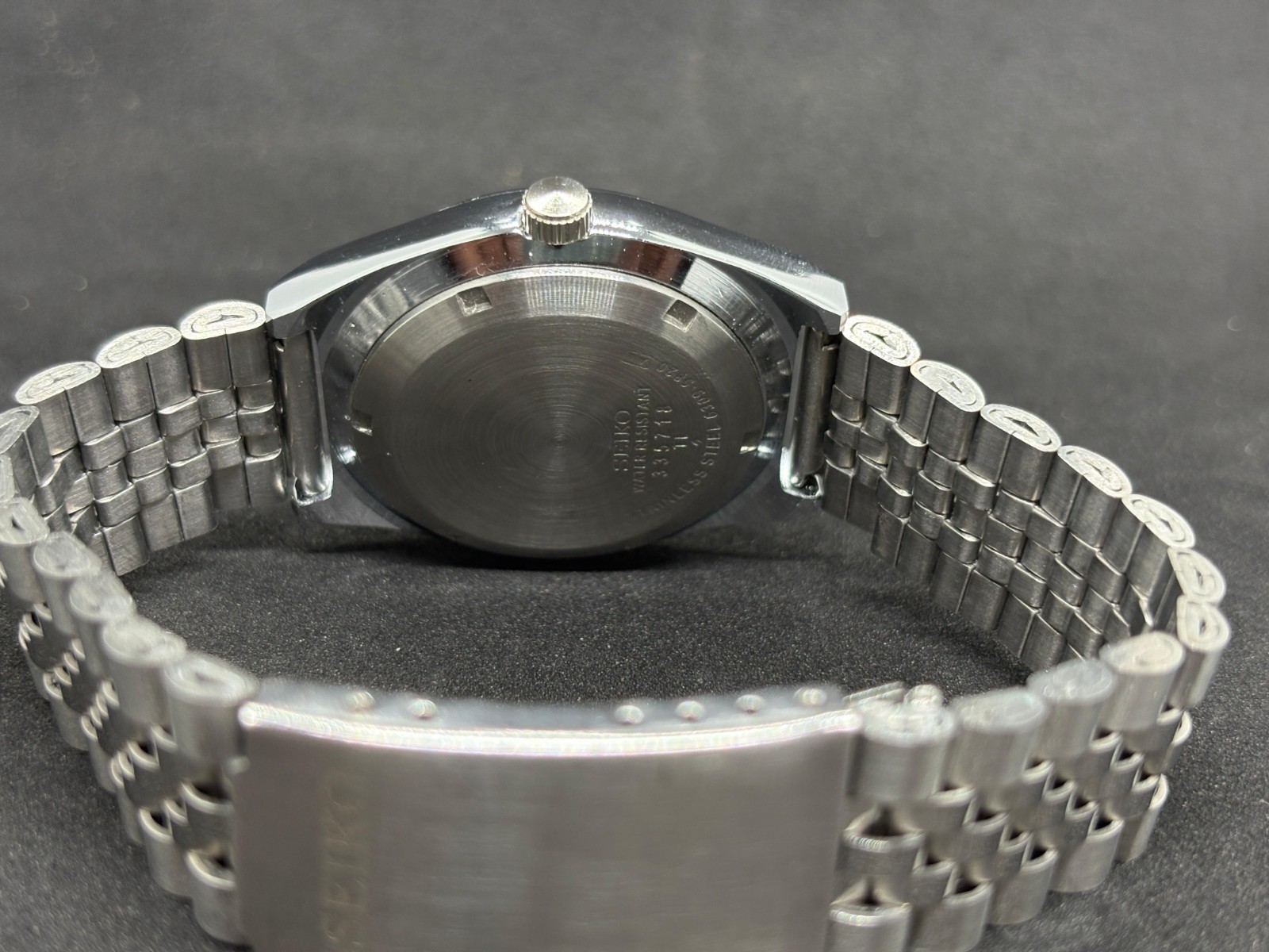 Vintage Seiko 5 Automatic Day/Date Japanese Men’s Wrist Watch