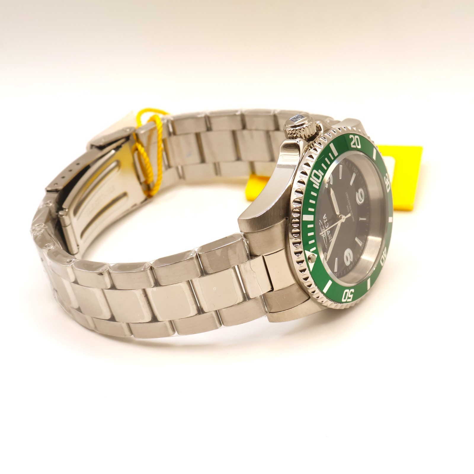 Invicta Specialty Rowan 49338 Emerald Shadow 40mm Black Dial Green Bezel SS