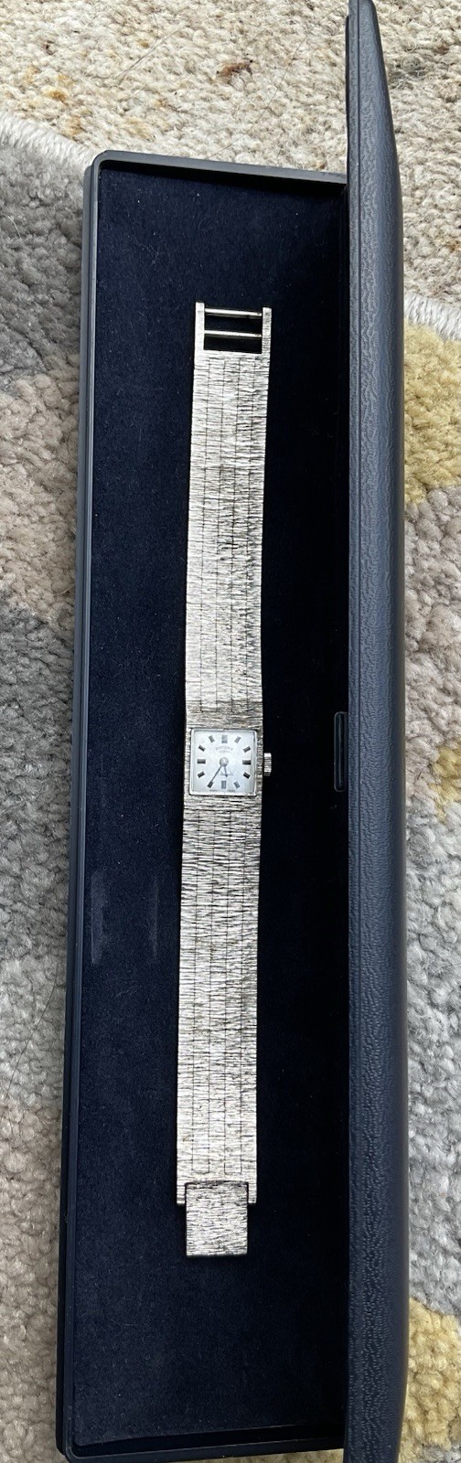 Vintage 1972 Rotary Ladies Mechanical Cocktail Watch – 21 Jewels