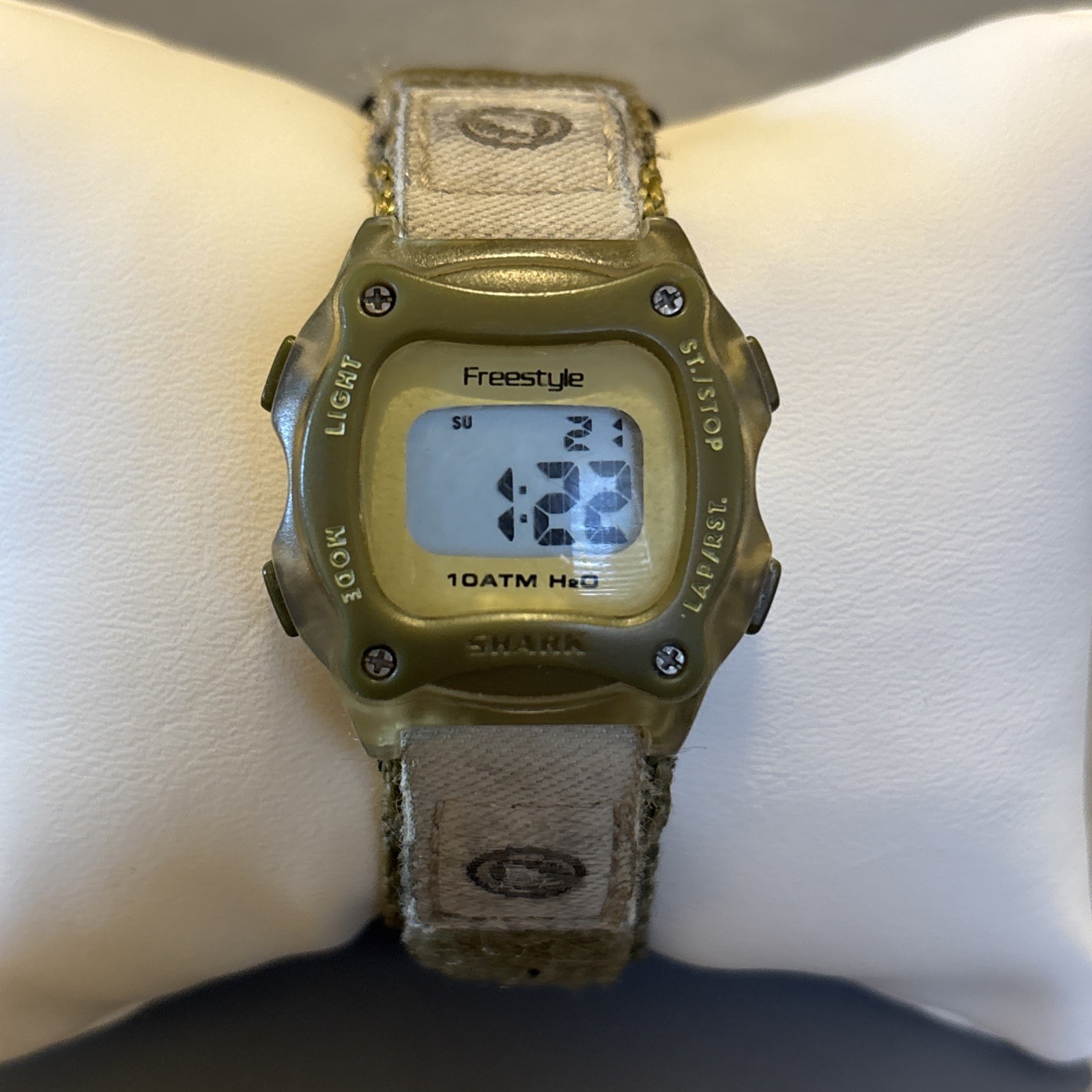 Vintage Freestyle Sand Shark Digital Watch 509 Green Beige WR 100m Nylon Strap