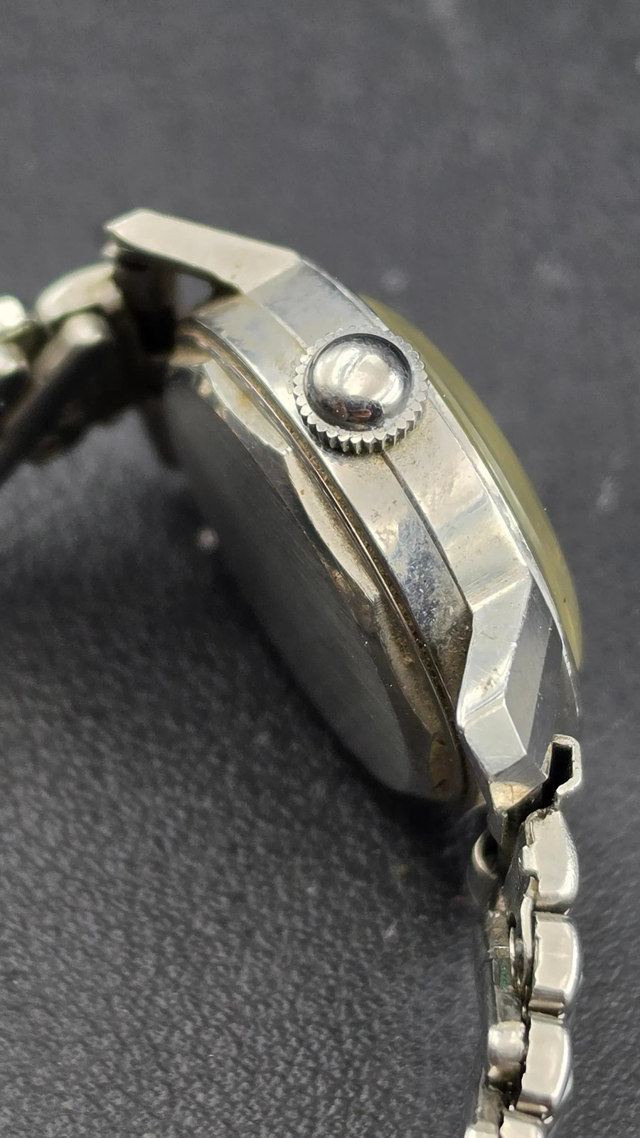 1950s Wittnauer 17J Bumper Automatic Swiss Watch Ref 1366 Dot Dial Bracelet
