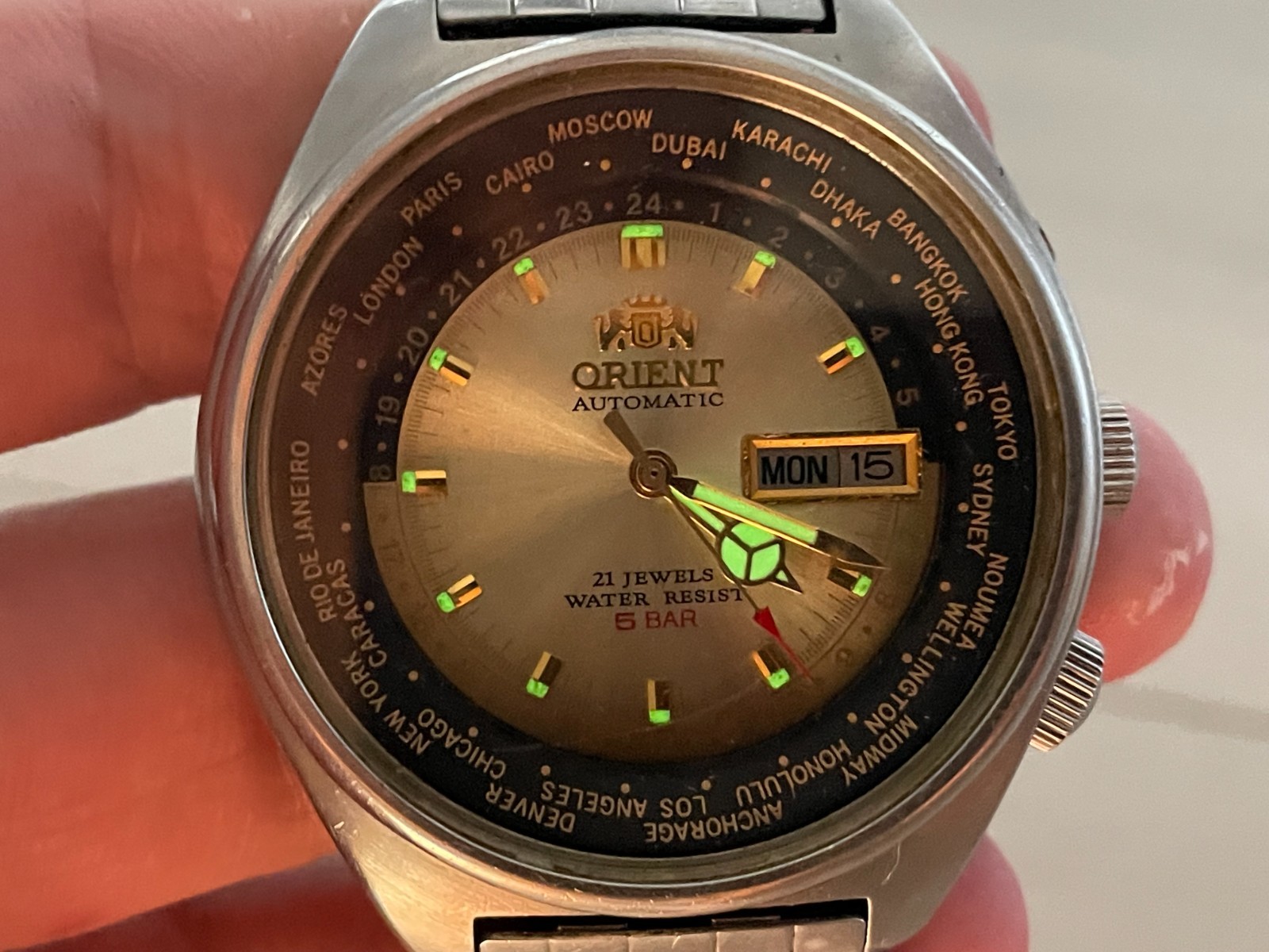 Vintage Orient World Time Cities Mens Watch 80s Japan 21 Jewels Gold Dial 5 Bar