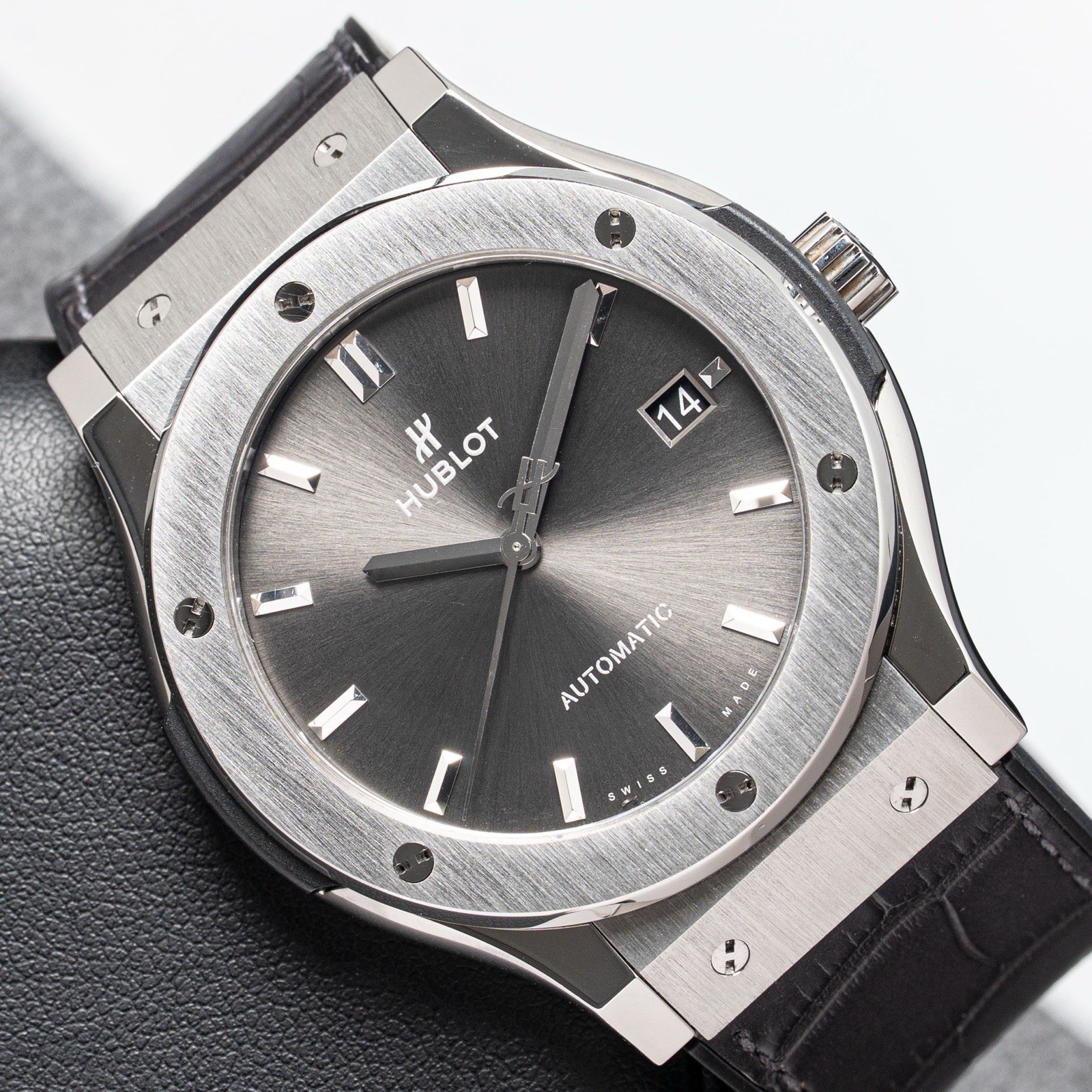 Hublot Classic Fusion Gray Men’s Watch – 511.NX.7071.LR