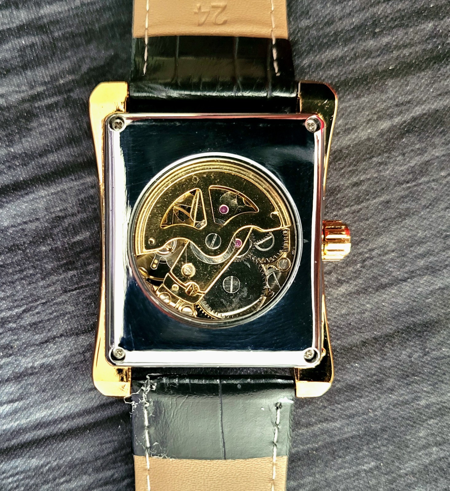 Unique Exhibition Case Skeleton Automatic Mens Dress Watch