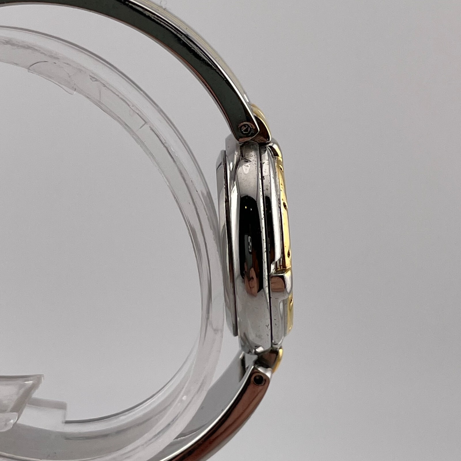 Jaclyn Smith Watch Womens 24mm Two Tone Case Band Quartz Analog Three Hands