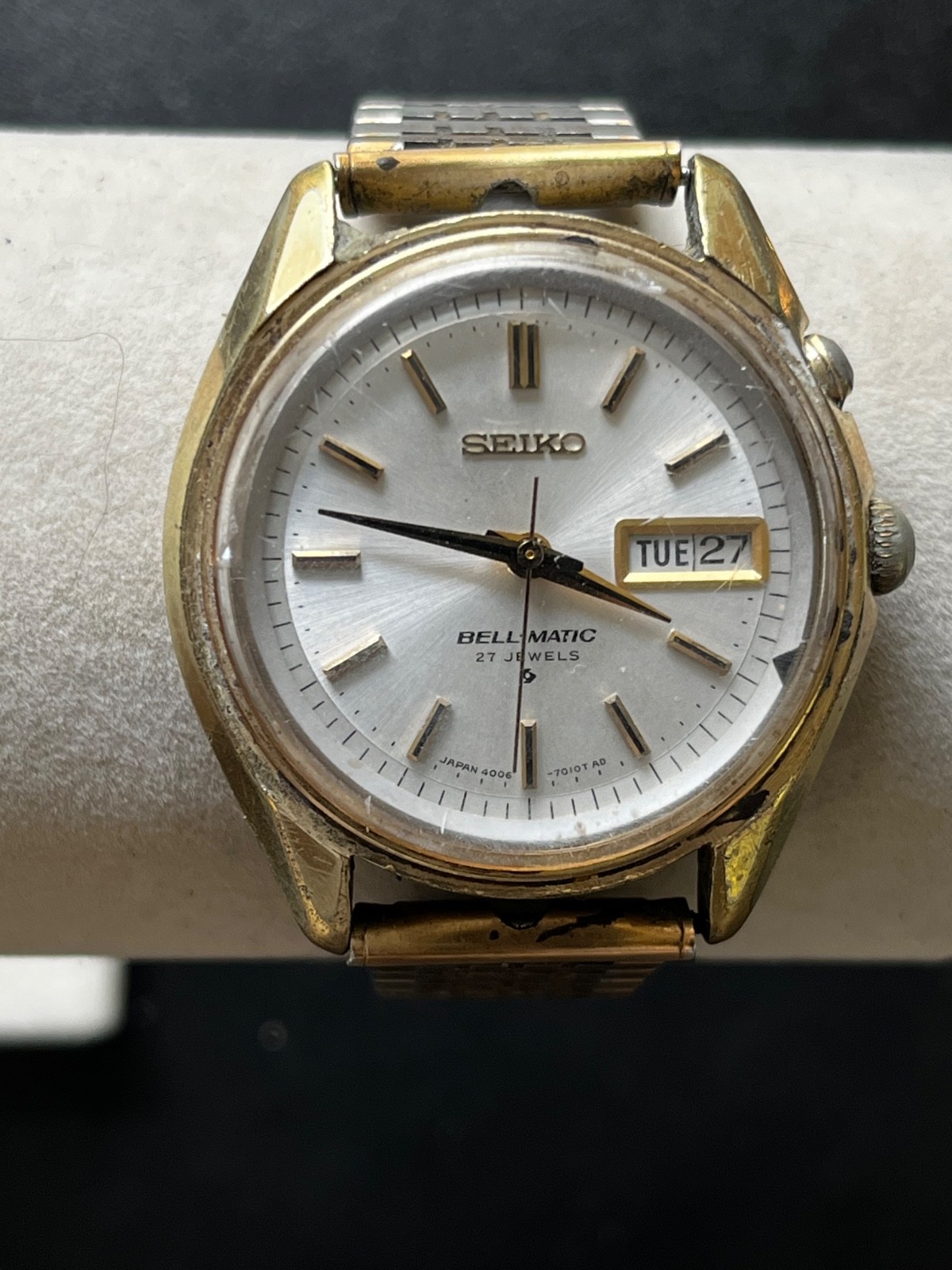 RARE VINTAGE 27J SEIKO BELL-MATIC 4006-7012 DAY DATE AUTO WEEKDATER GOLD WATCH.
