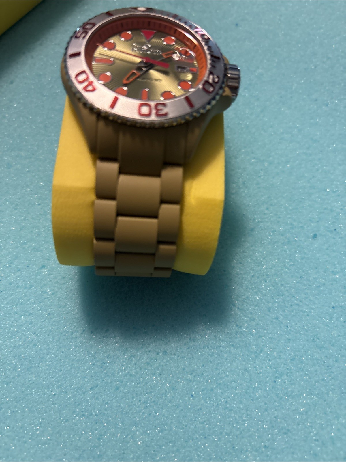 Invicta Grand Diver Maya Men’s Quartz Diver Watch Orange/Gold Dial Date w/ Box